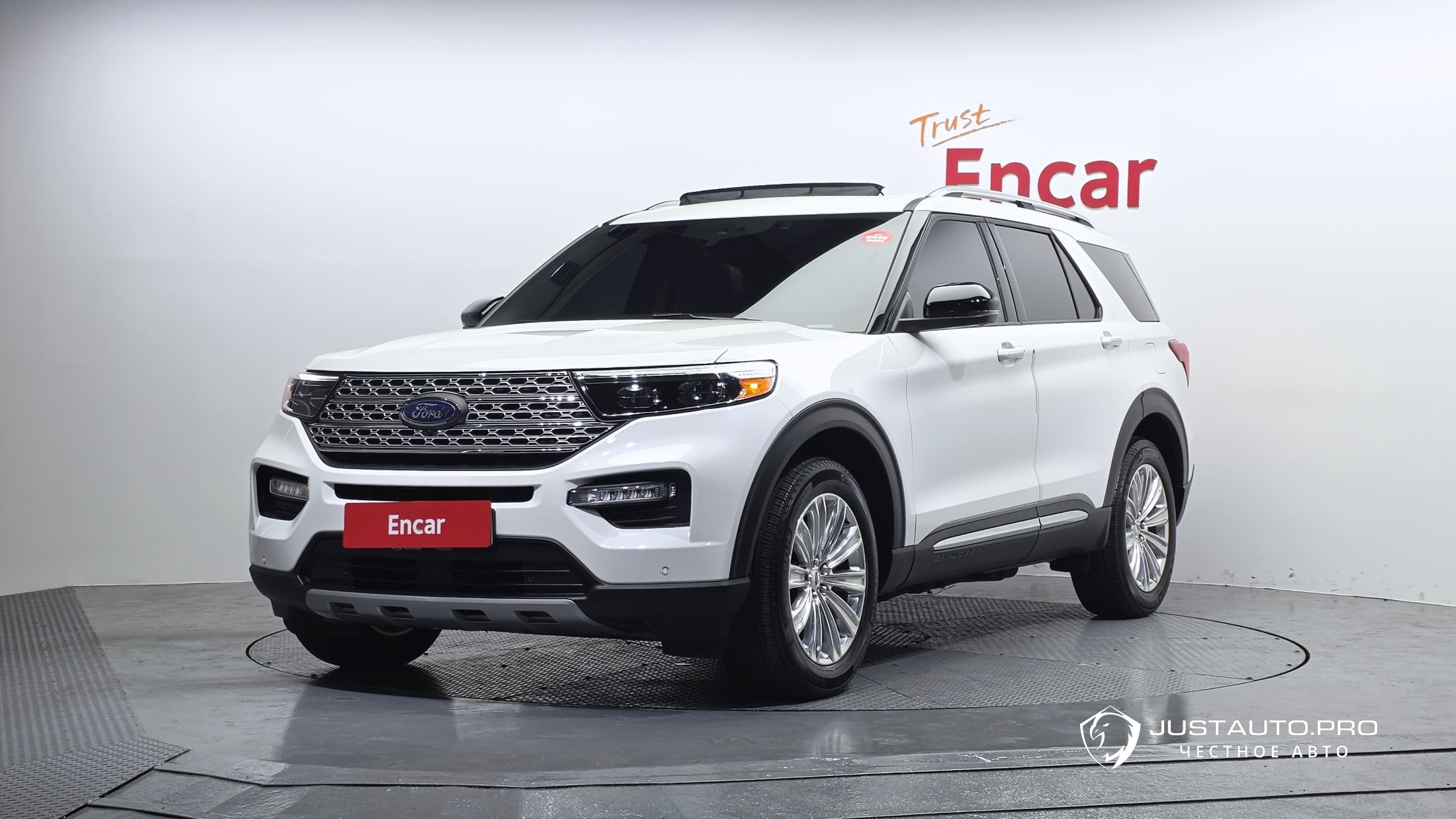 Автомобиль Ford Explorer