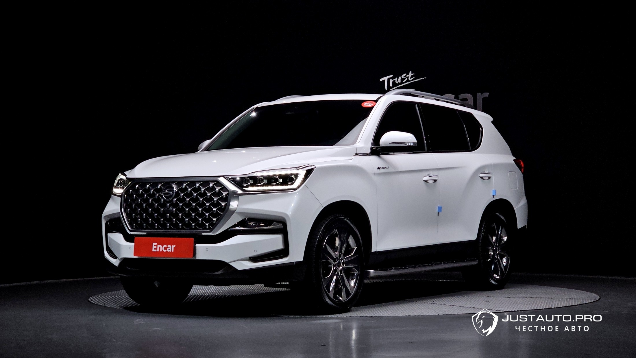 Автомобиль KG_Mobility_Ssangyong Rexton