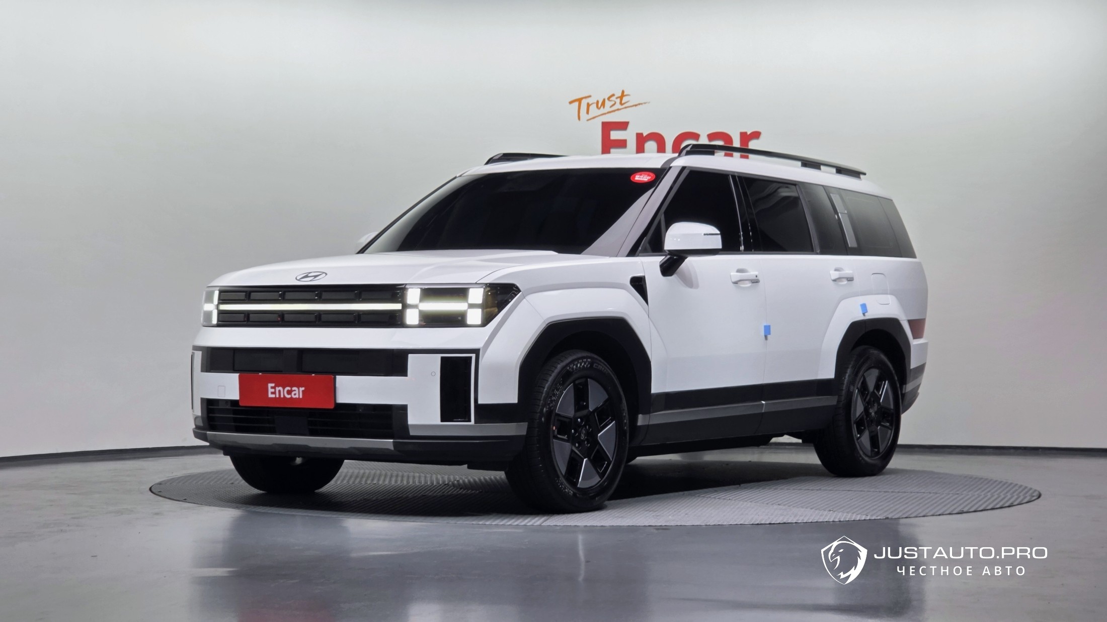 Автомобиль Hyundai Santafe