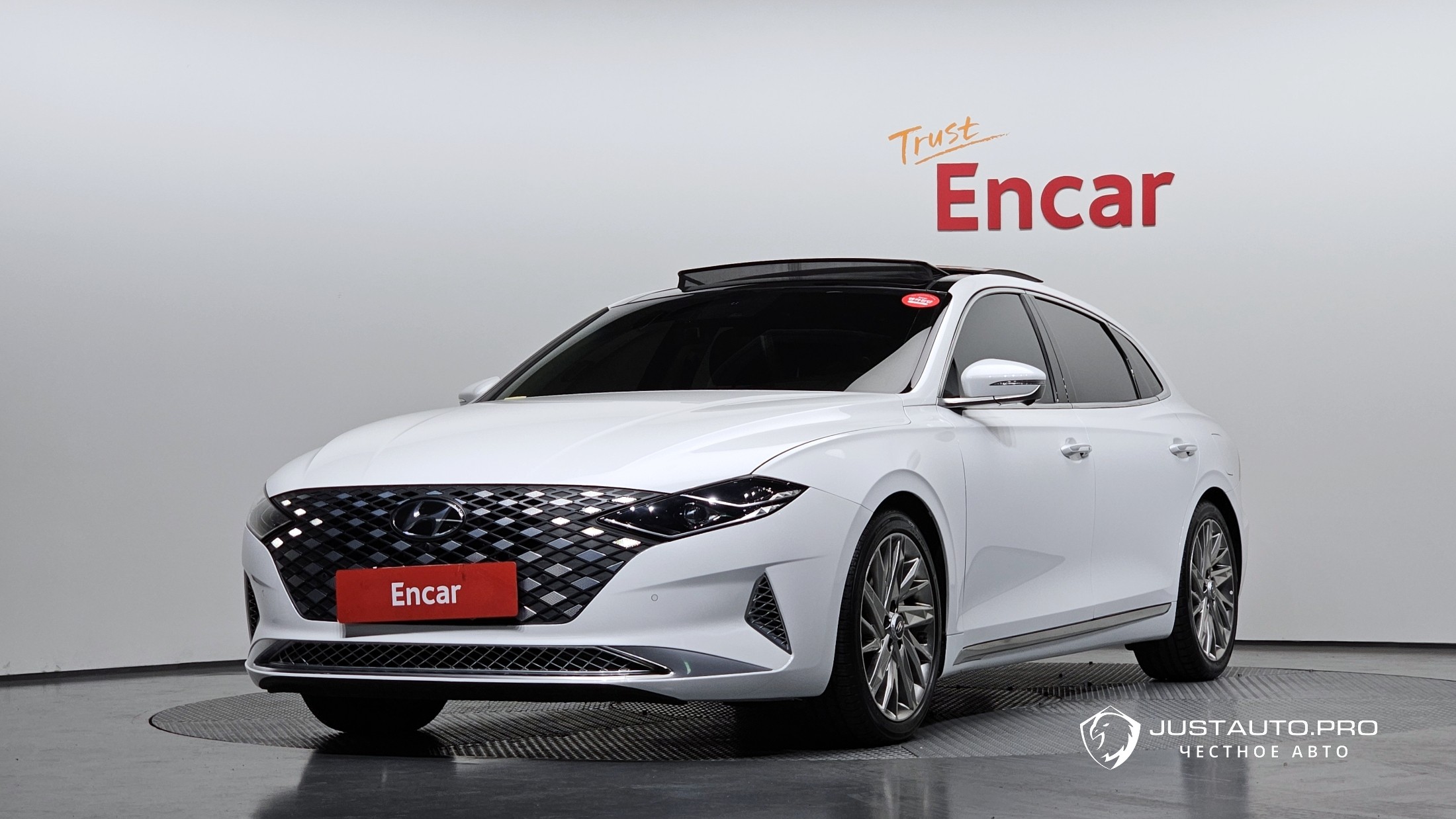 Автомобиль Hyundai Grandeur
