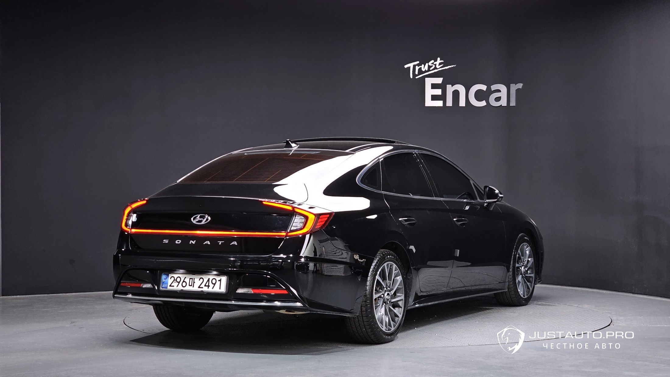 Автомобиль Hyundai Sonata