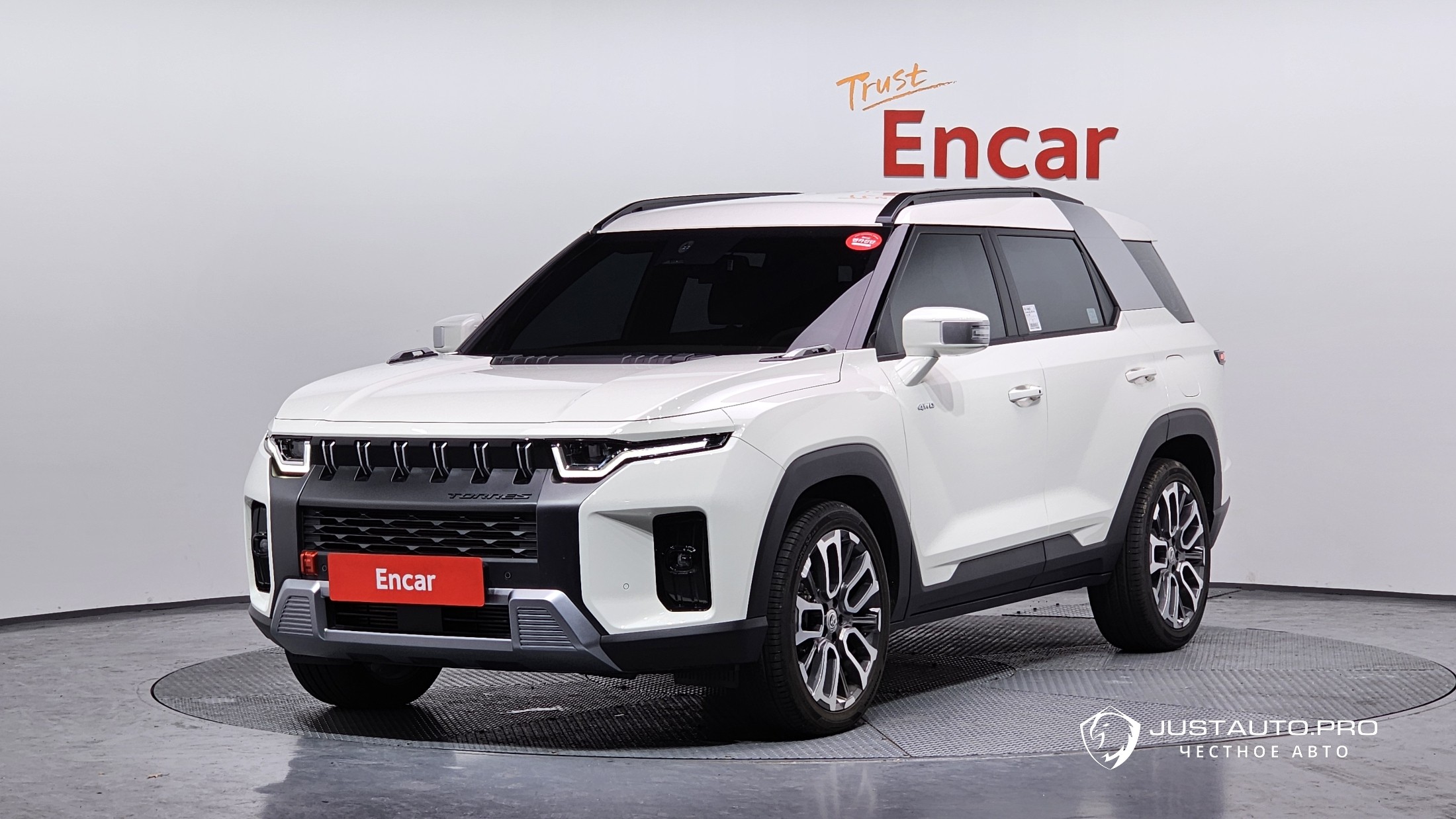 Автомобиль KG_Mobility_Ssangyong Torres