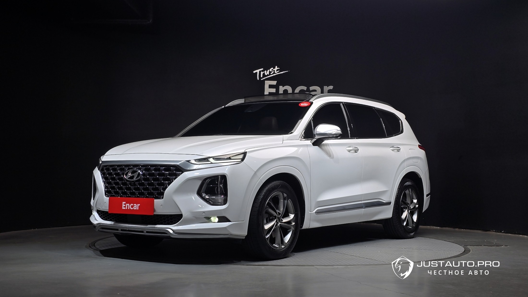 Автомобиль Hyundai Santafe