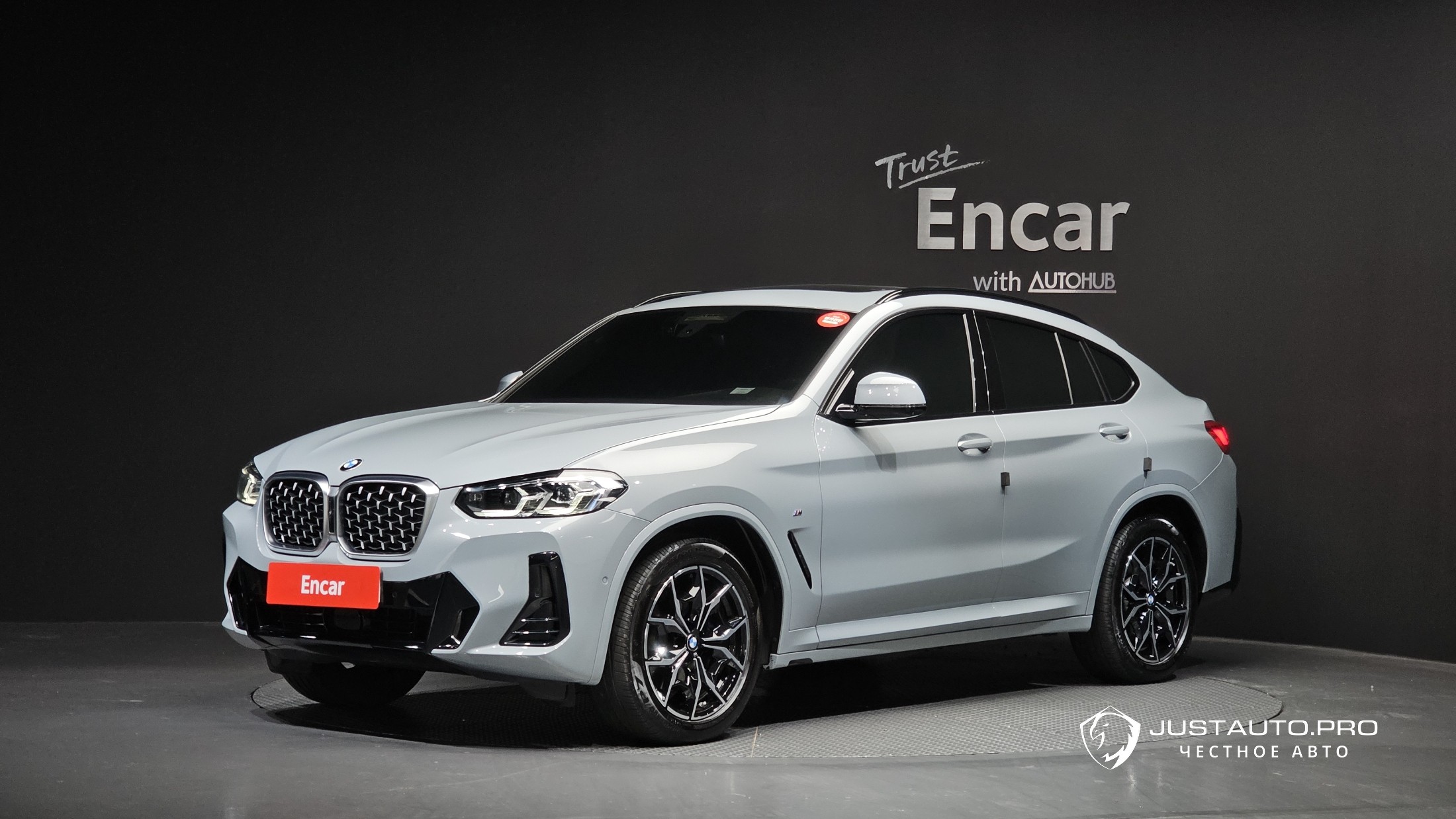 Автомобиль BMW X4