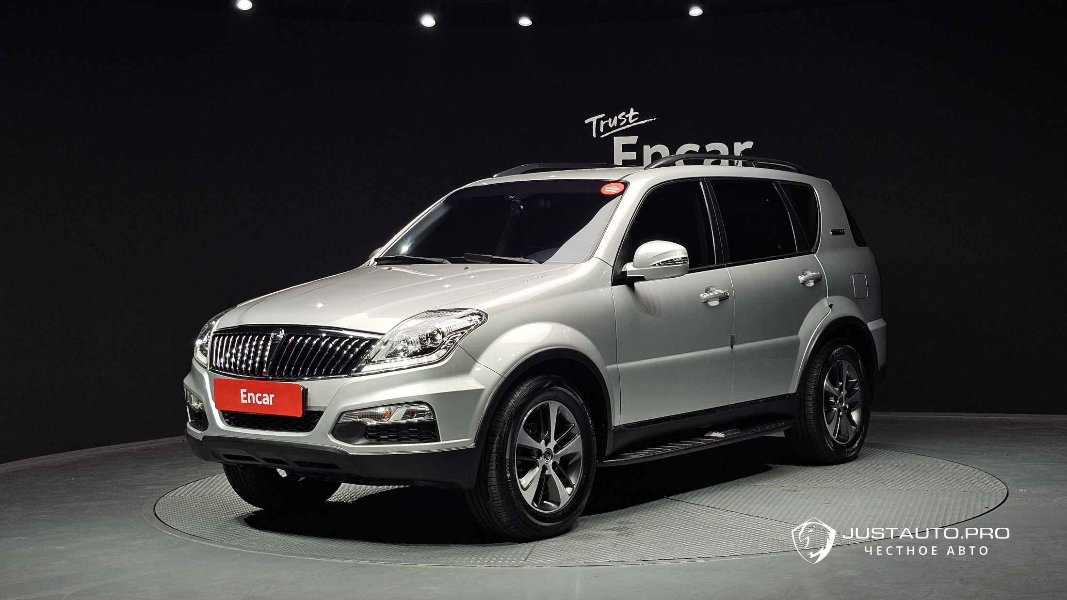 Автомобиль KG_Mobility_Ssangyong Rexton