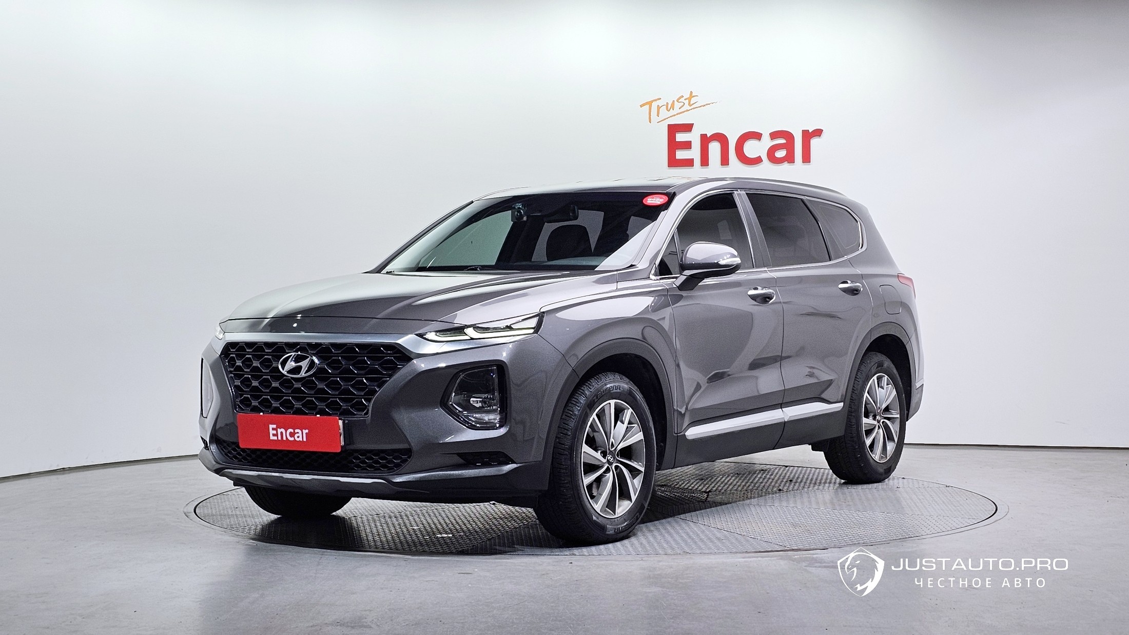 Автомобиль Hyundai Santafe
