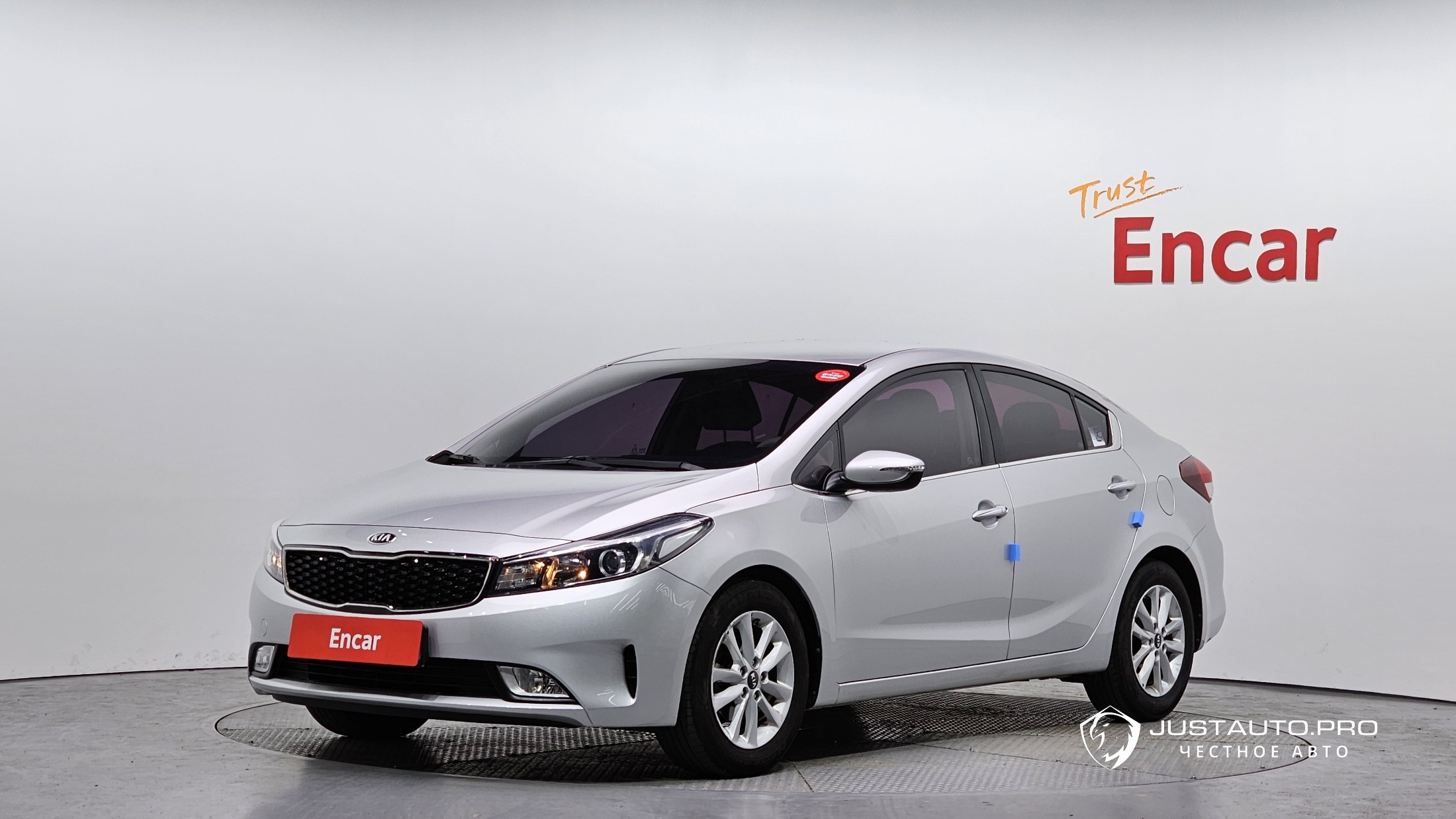 Автомобиль Kia K3