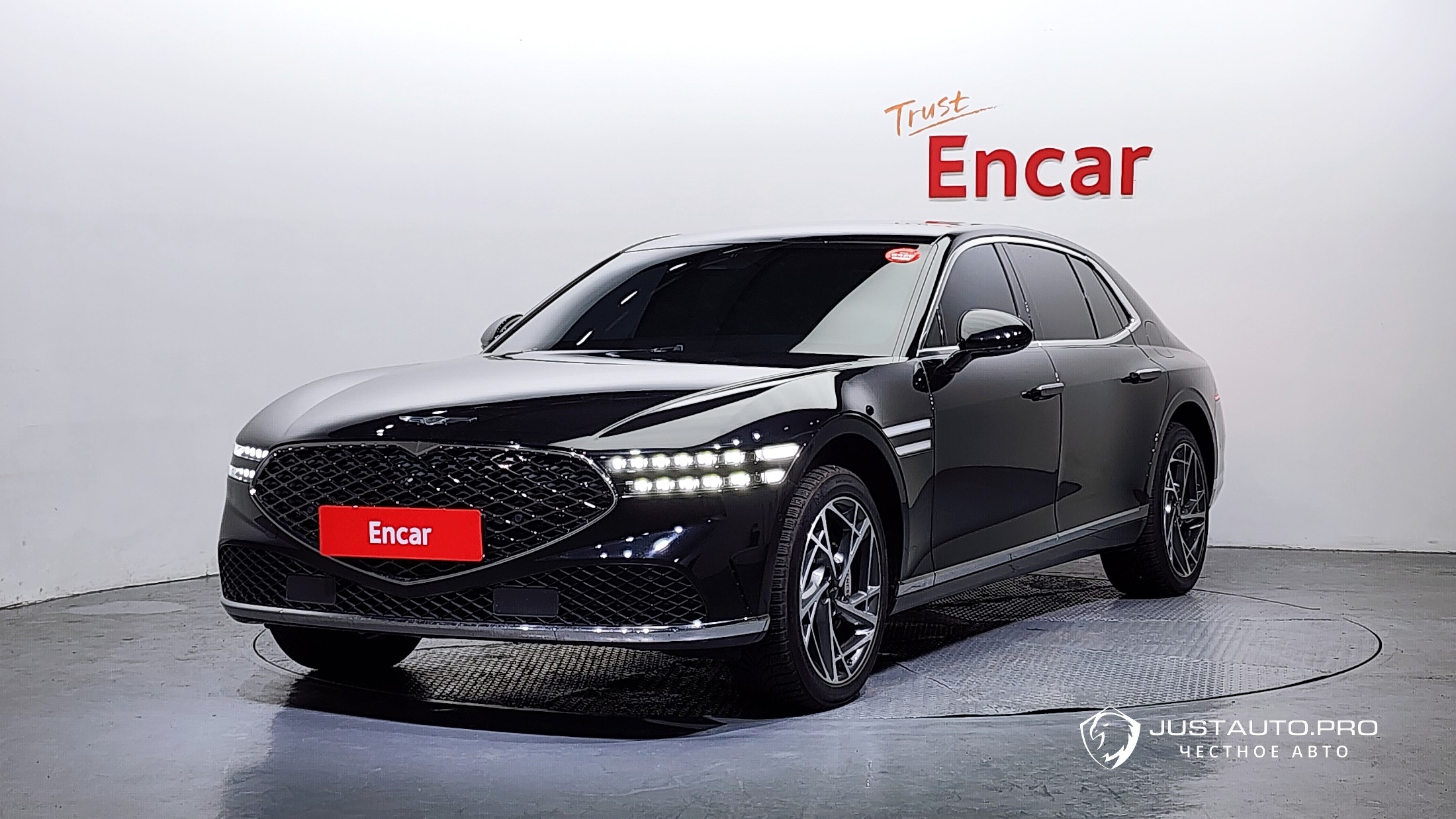 Автомобиль Genesis G90