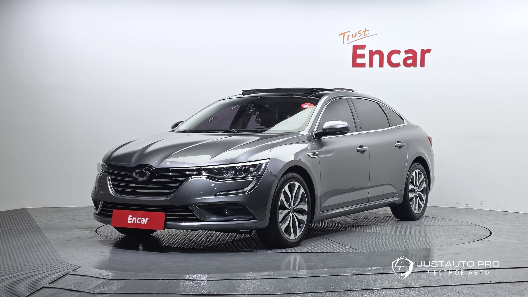 Автомобиль Renault-KoreaSamsung SM6