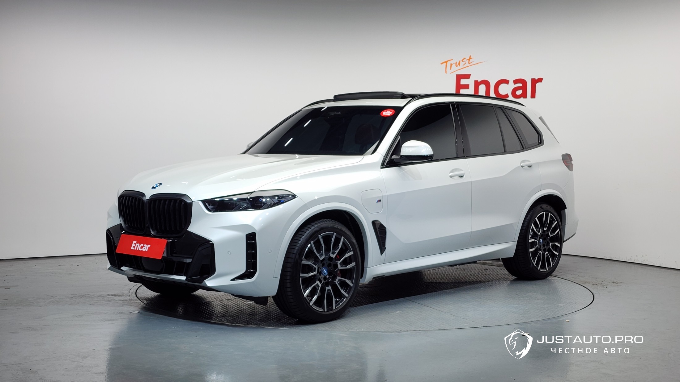 Автомобиль BMW X5