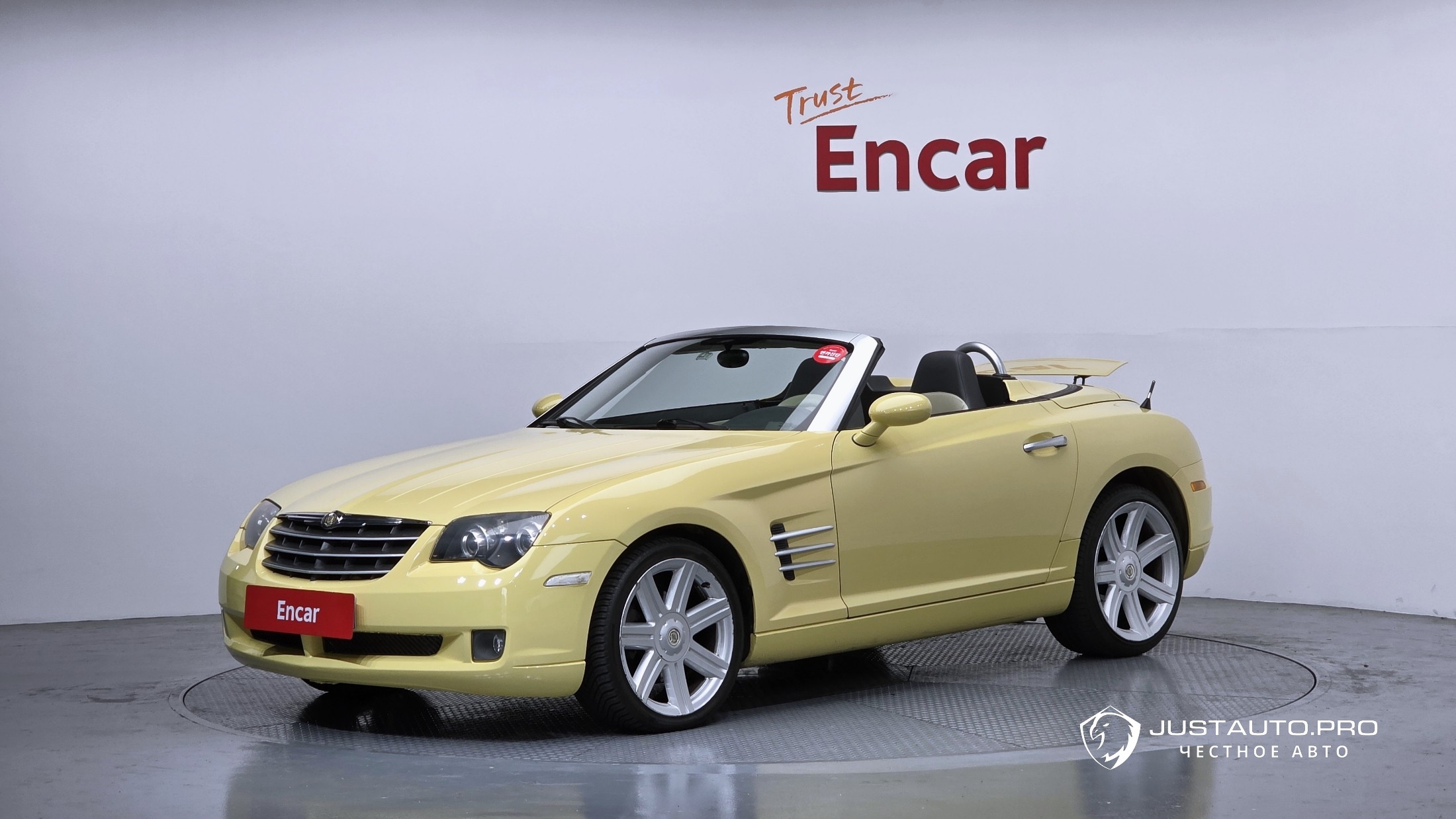 Автомобиль Chrysler Crossfire
