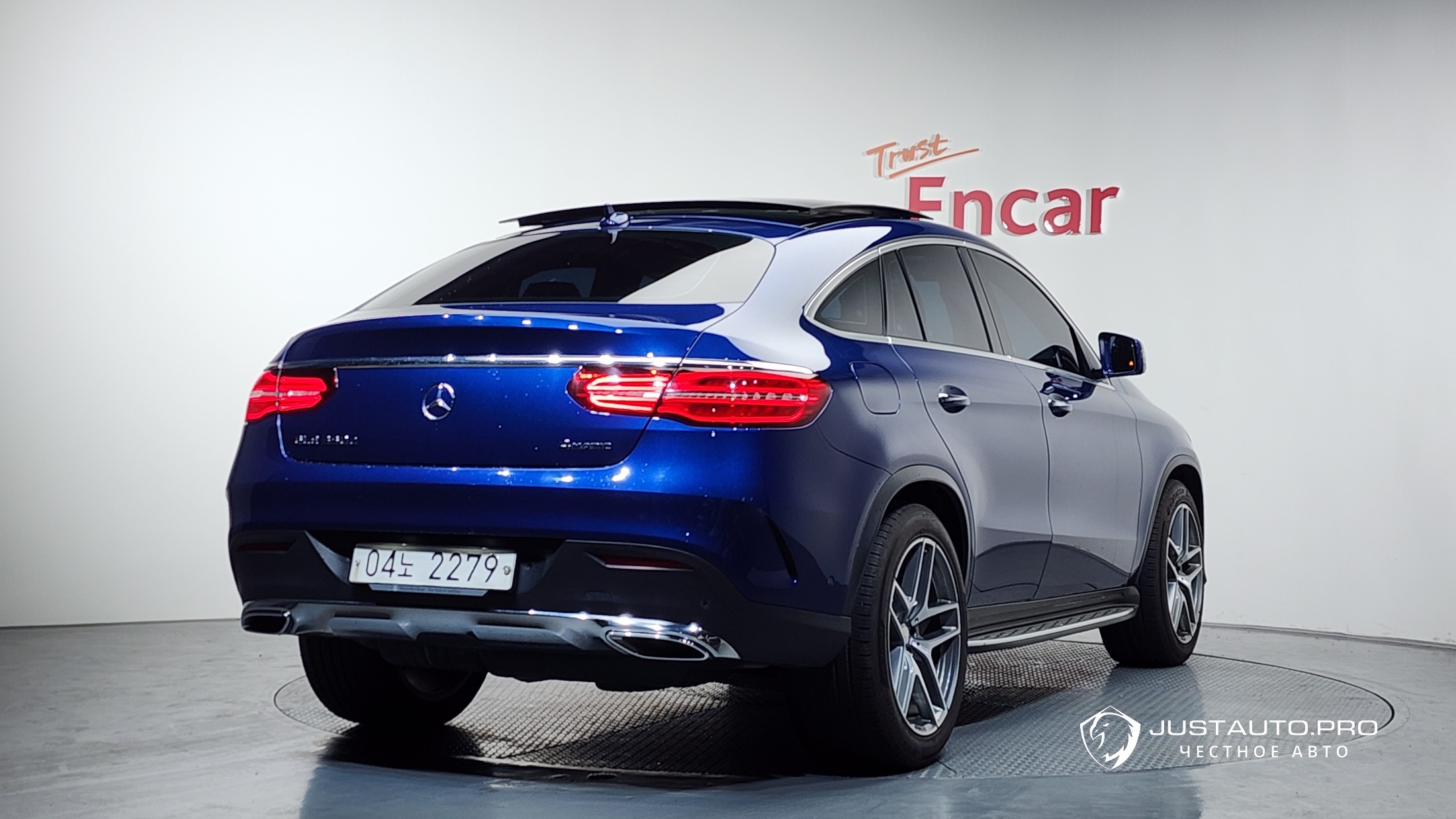 Автомобиль Mercedes-Benz GLE-Class