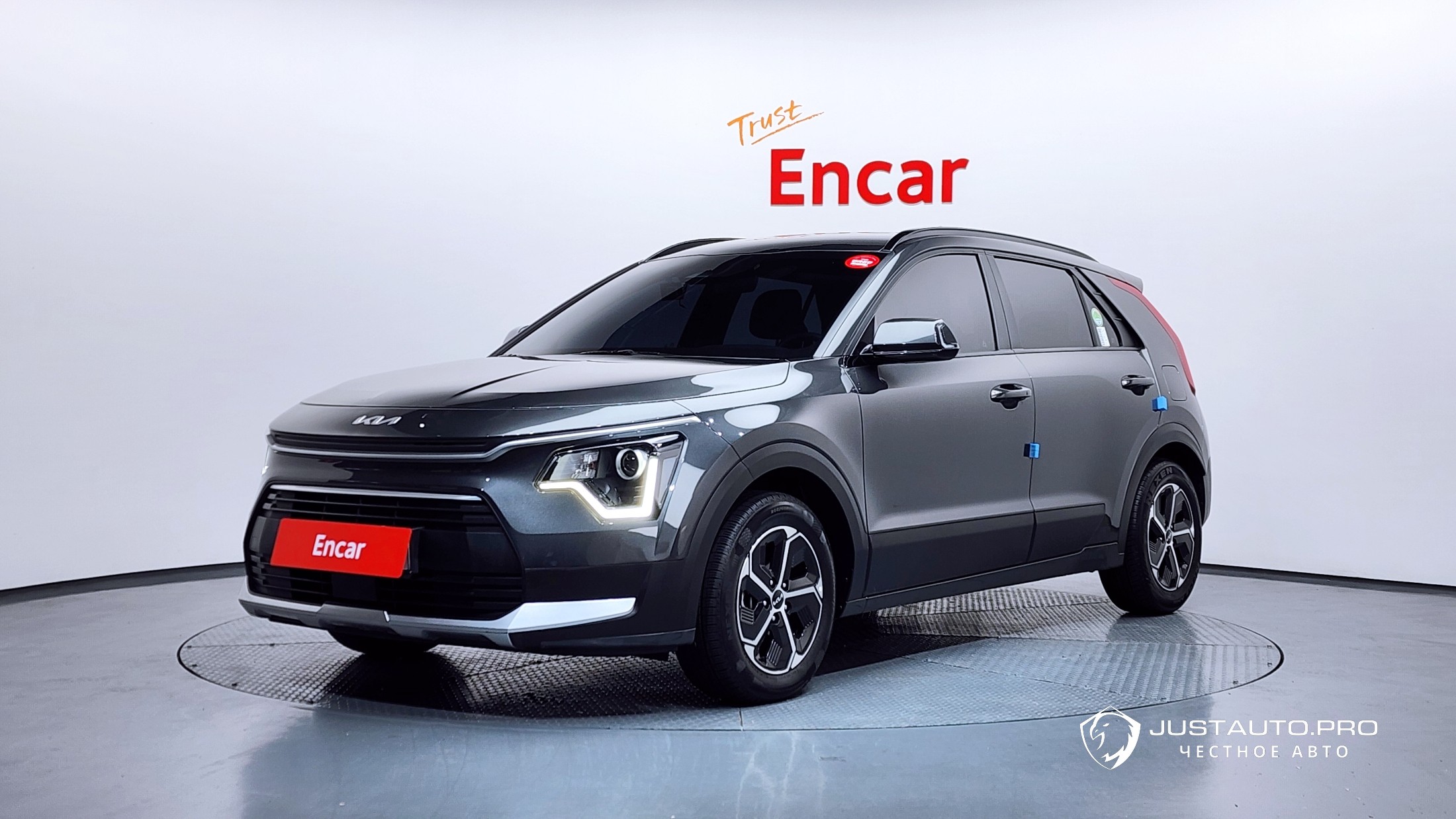 Автомобиль Kia Niro