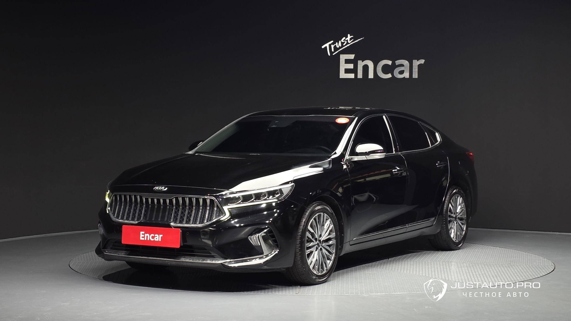 Автомобиль Kia K7