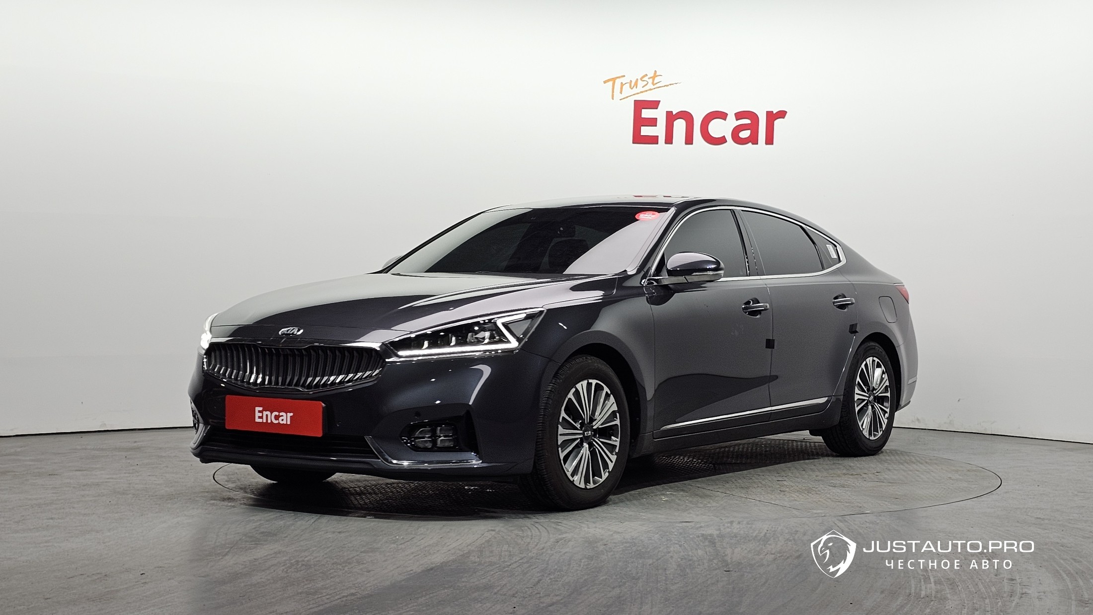 Автомобиль Kia K7