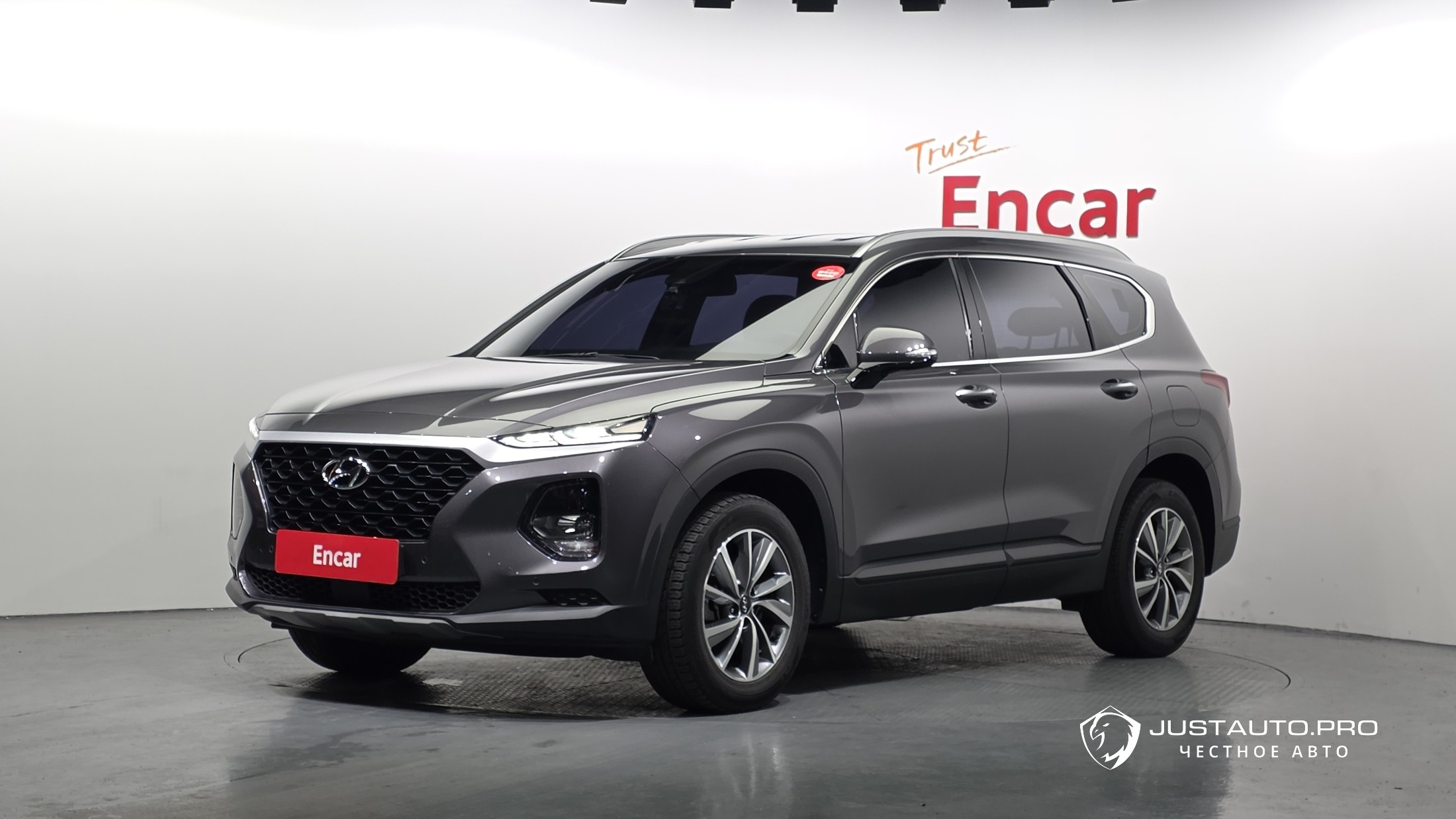 Автомобиль Hyundai Santafe