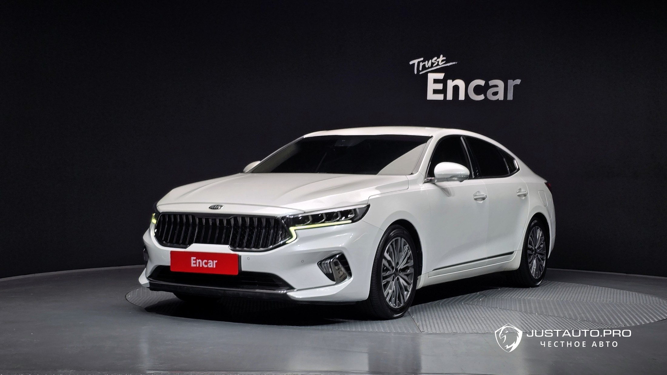 Автомобиль Kia K7