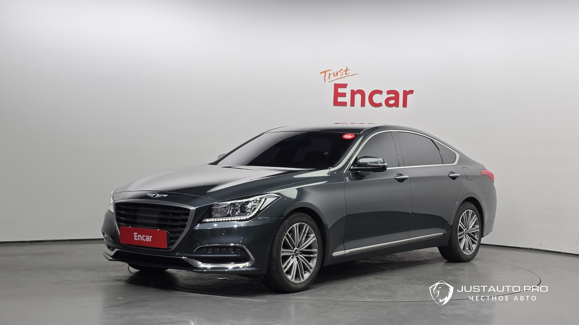 Автомобиль Genesis G80