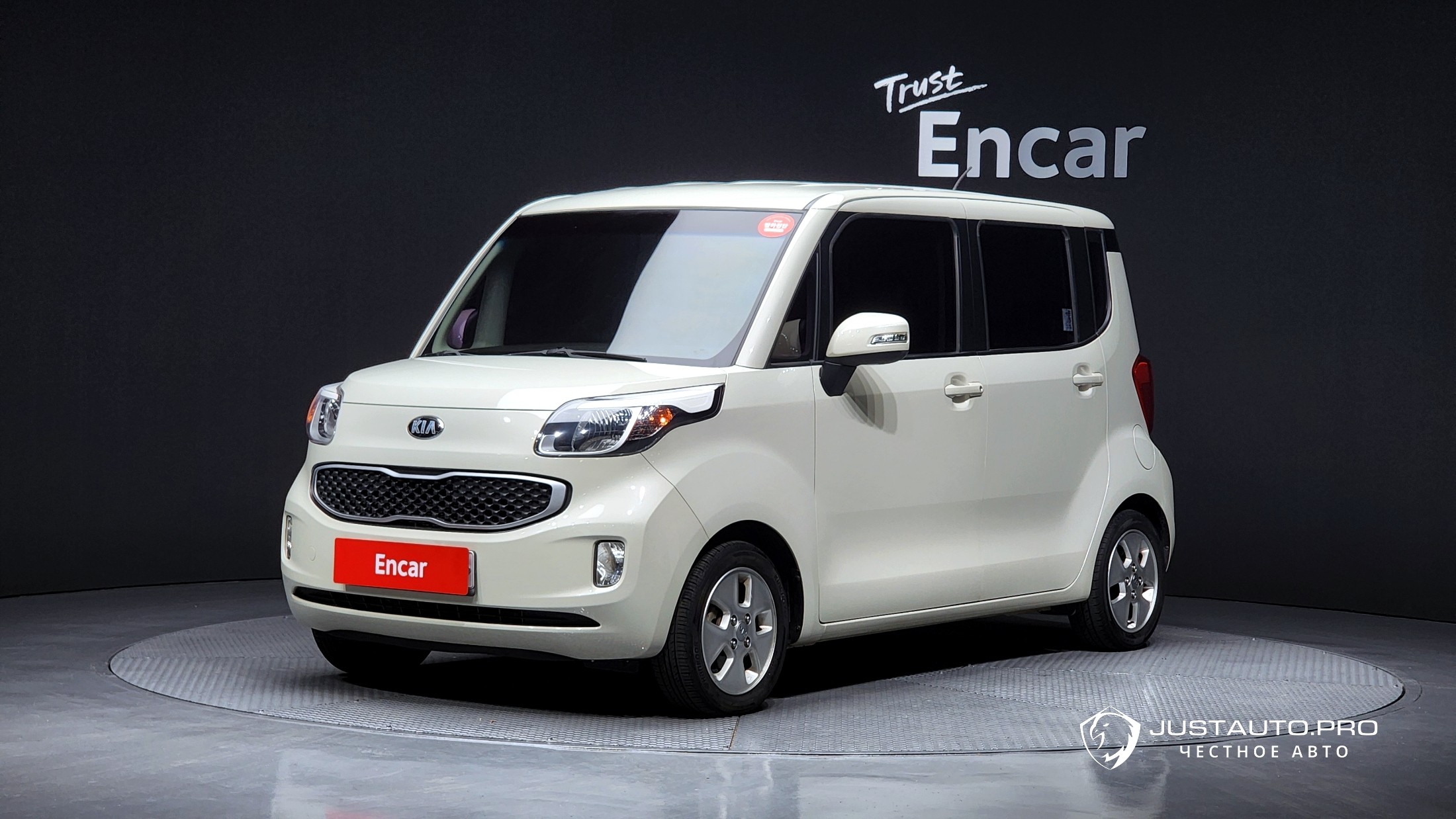 Автомобиль Kia RAY