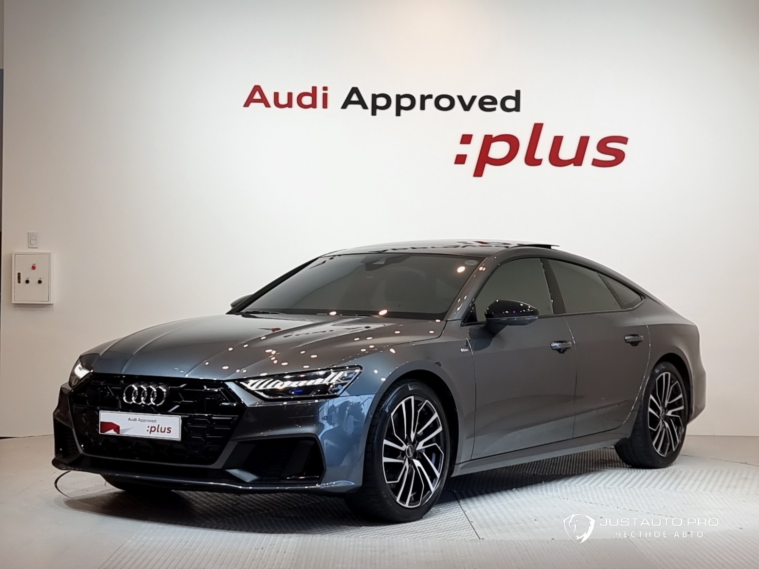 Автомобиль Audi A7