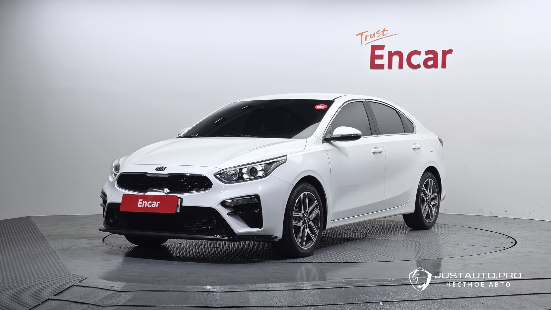 Автомобиль Kia K3