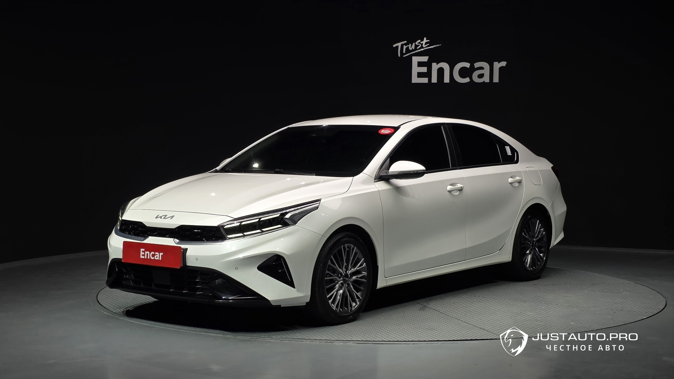 Автомобиль Kia K3