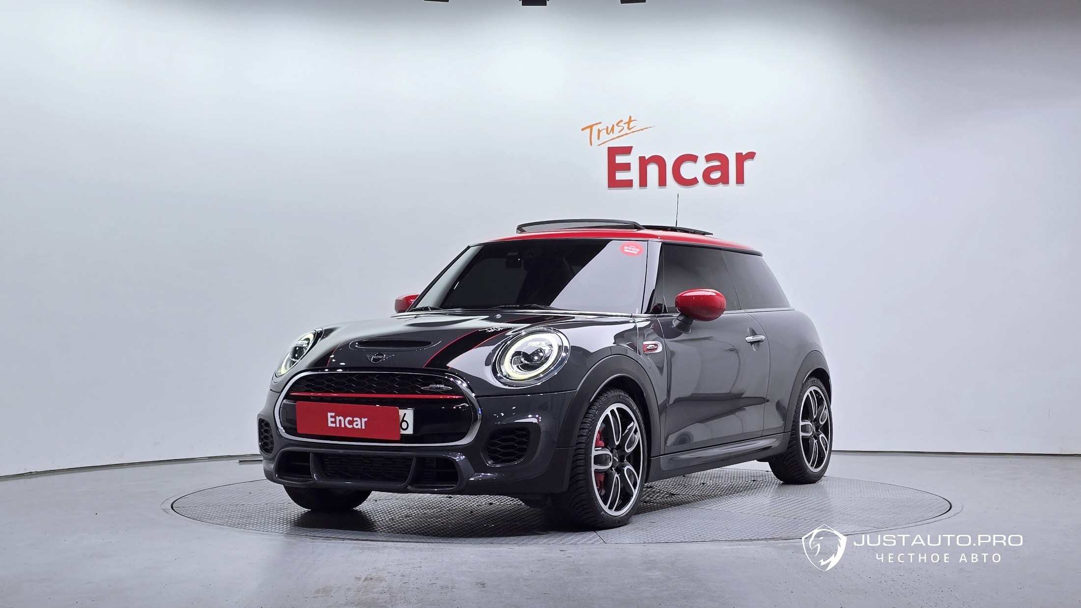 Автомобиль Mini Cooper