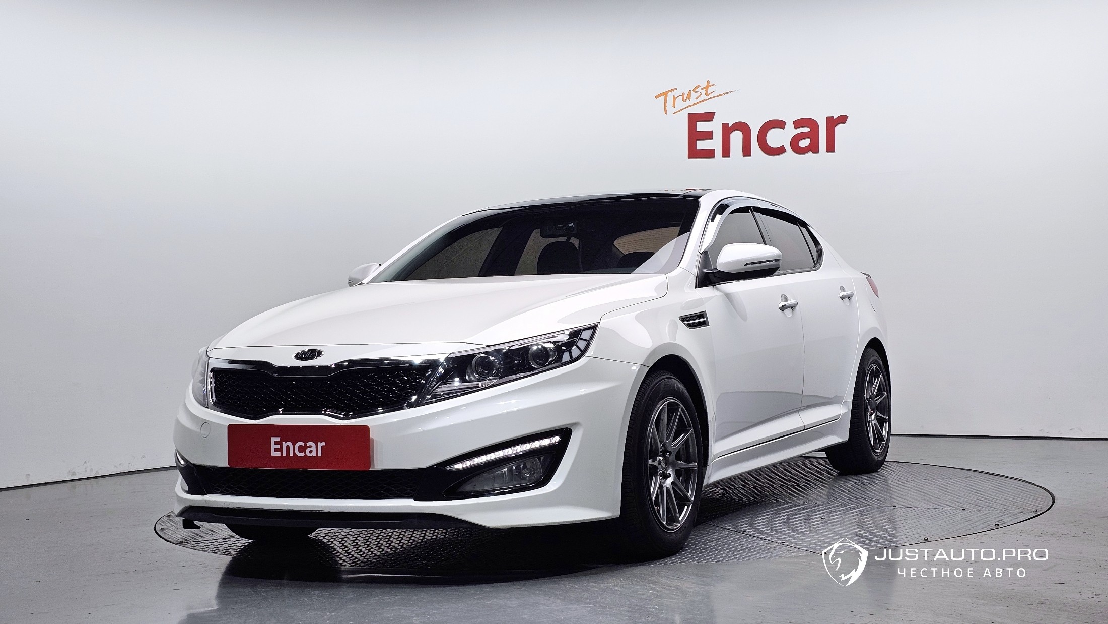 Автомобиль Kia K5