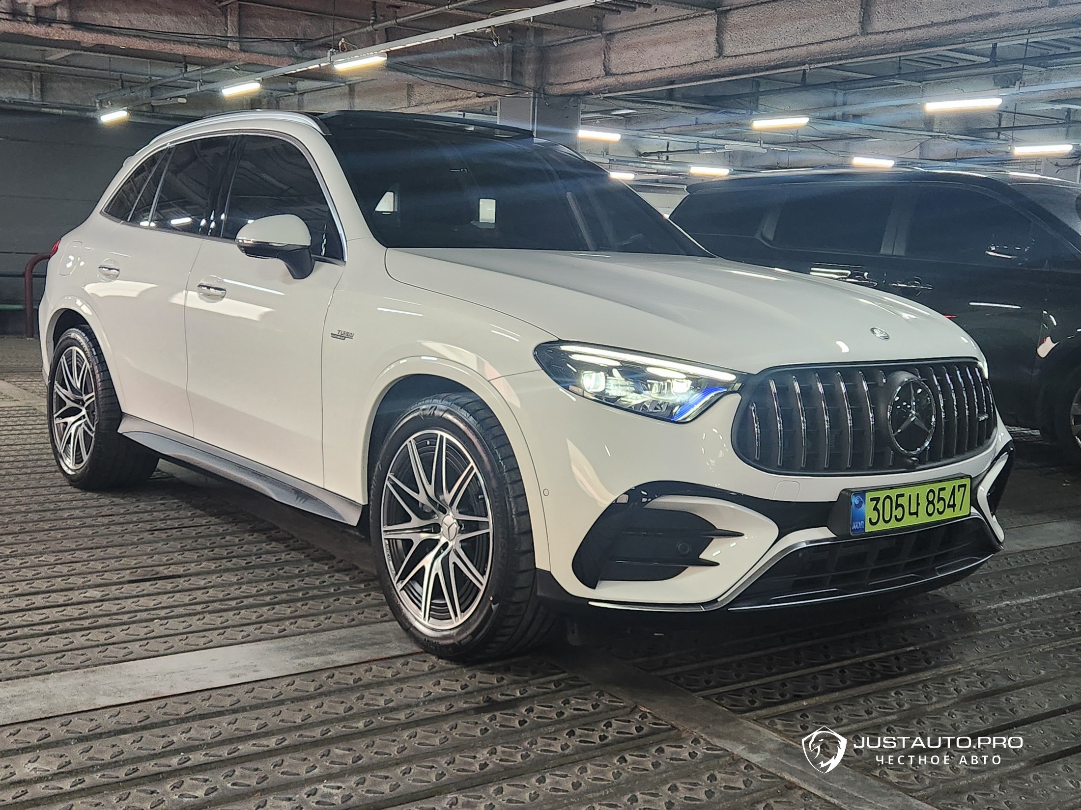 Автомобиль Mercedes-Benz GLC-Class