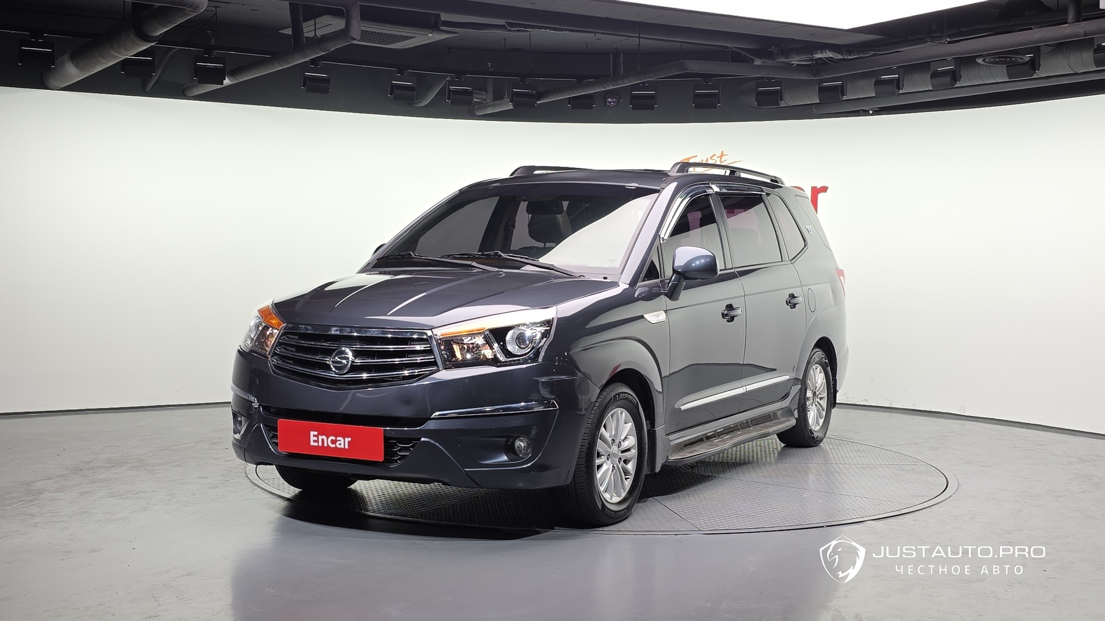 Автомобиль KG_Mobility_Ssangyong KORANDO