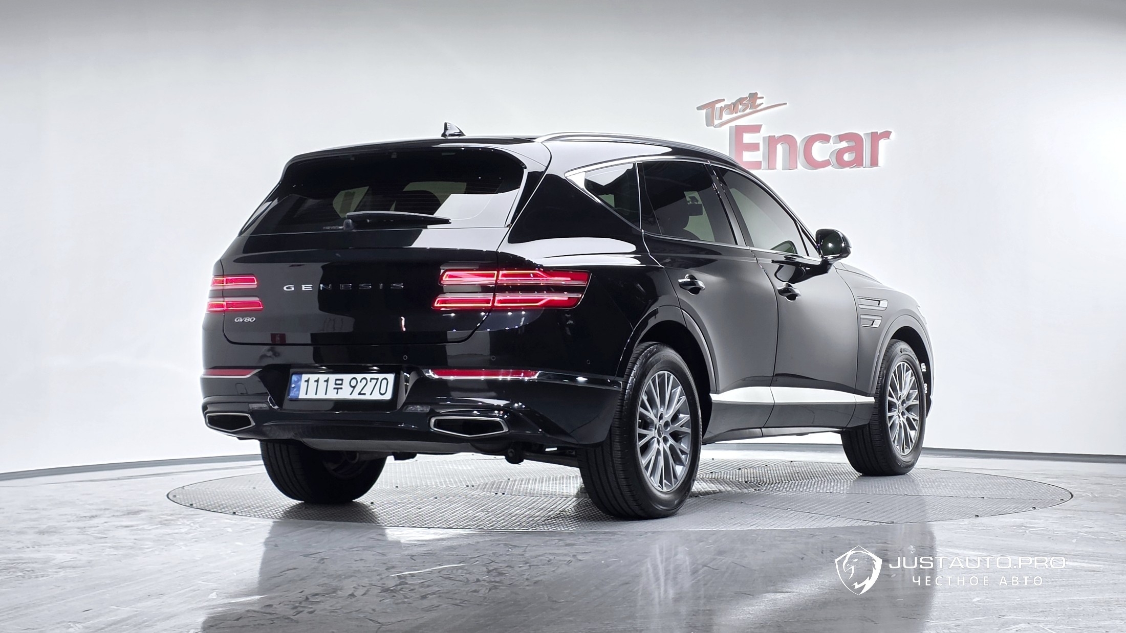 Автомобиль Genesis GV80