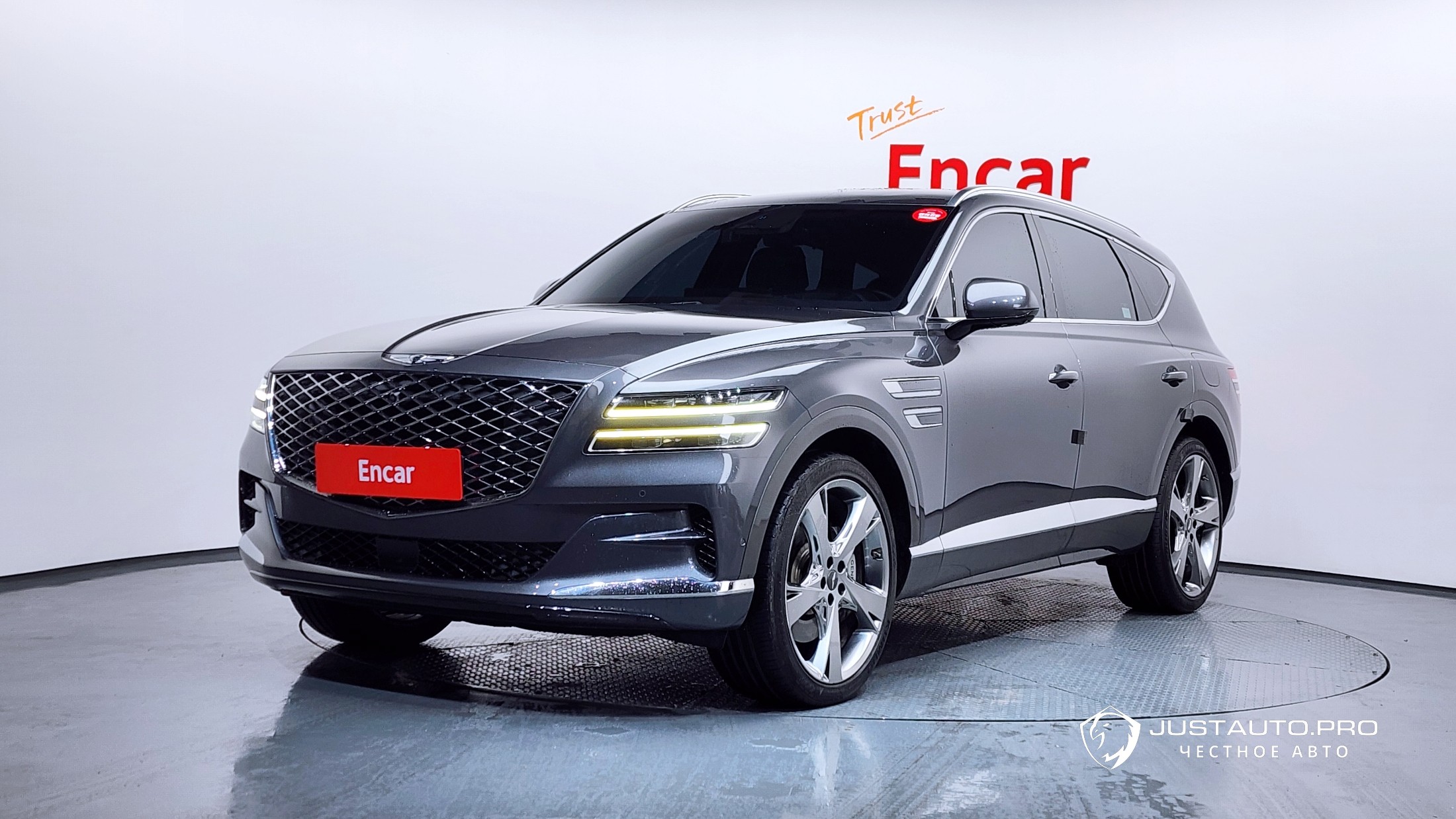 Автомобиль Genesis GV80