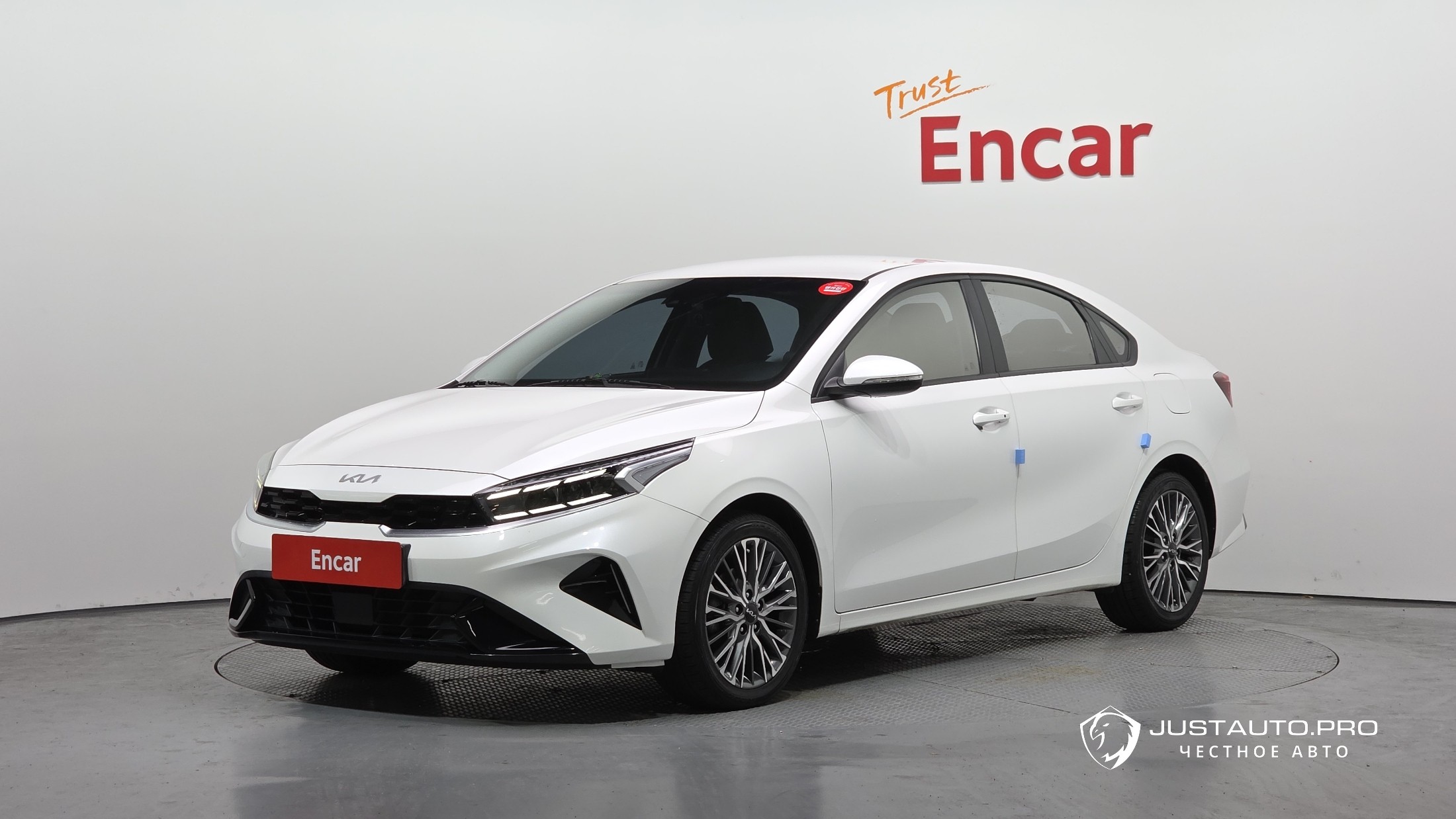 Автомобиль Kia K3