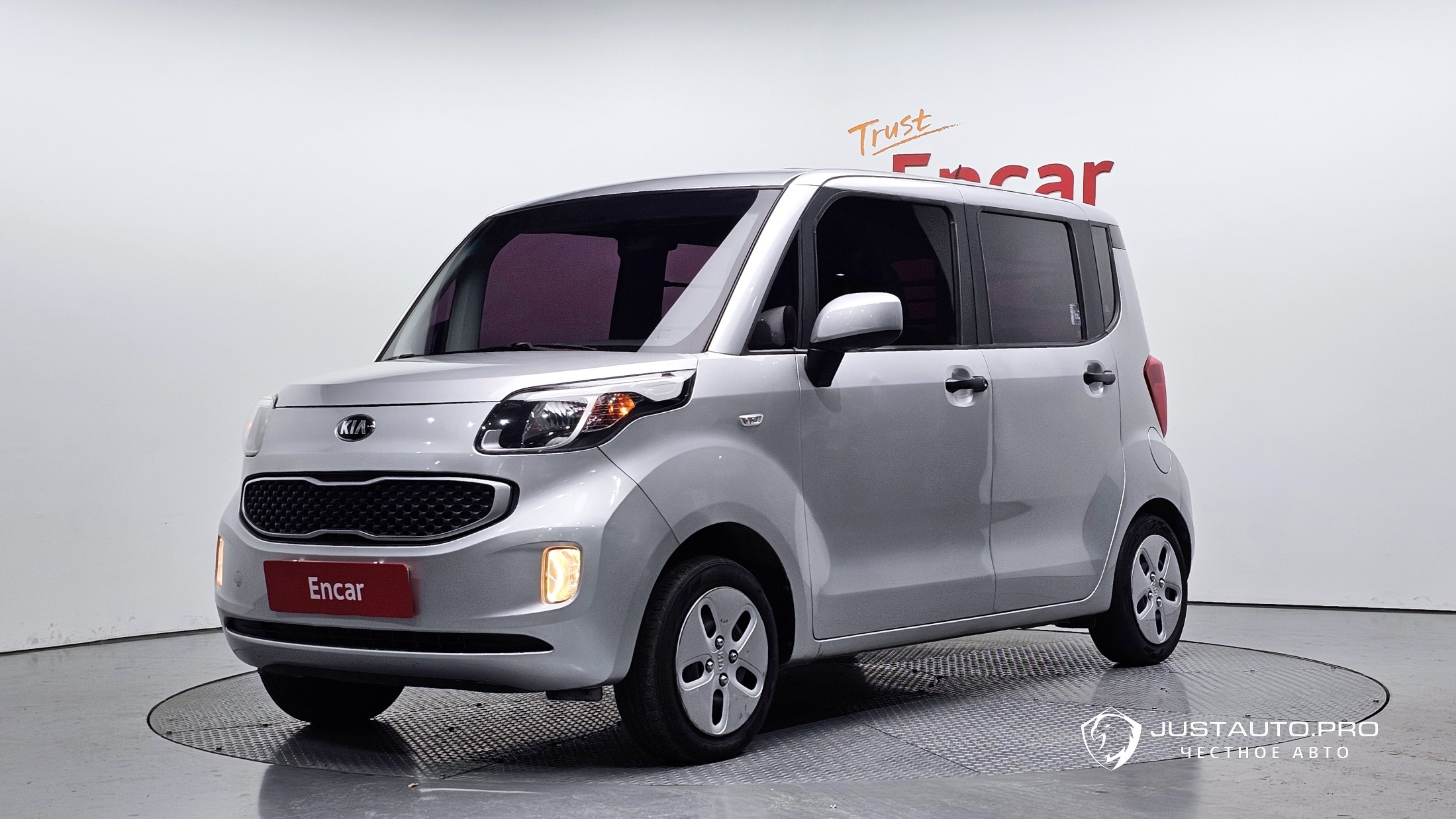 Автомобиль Kia RAY
