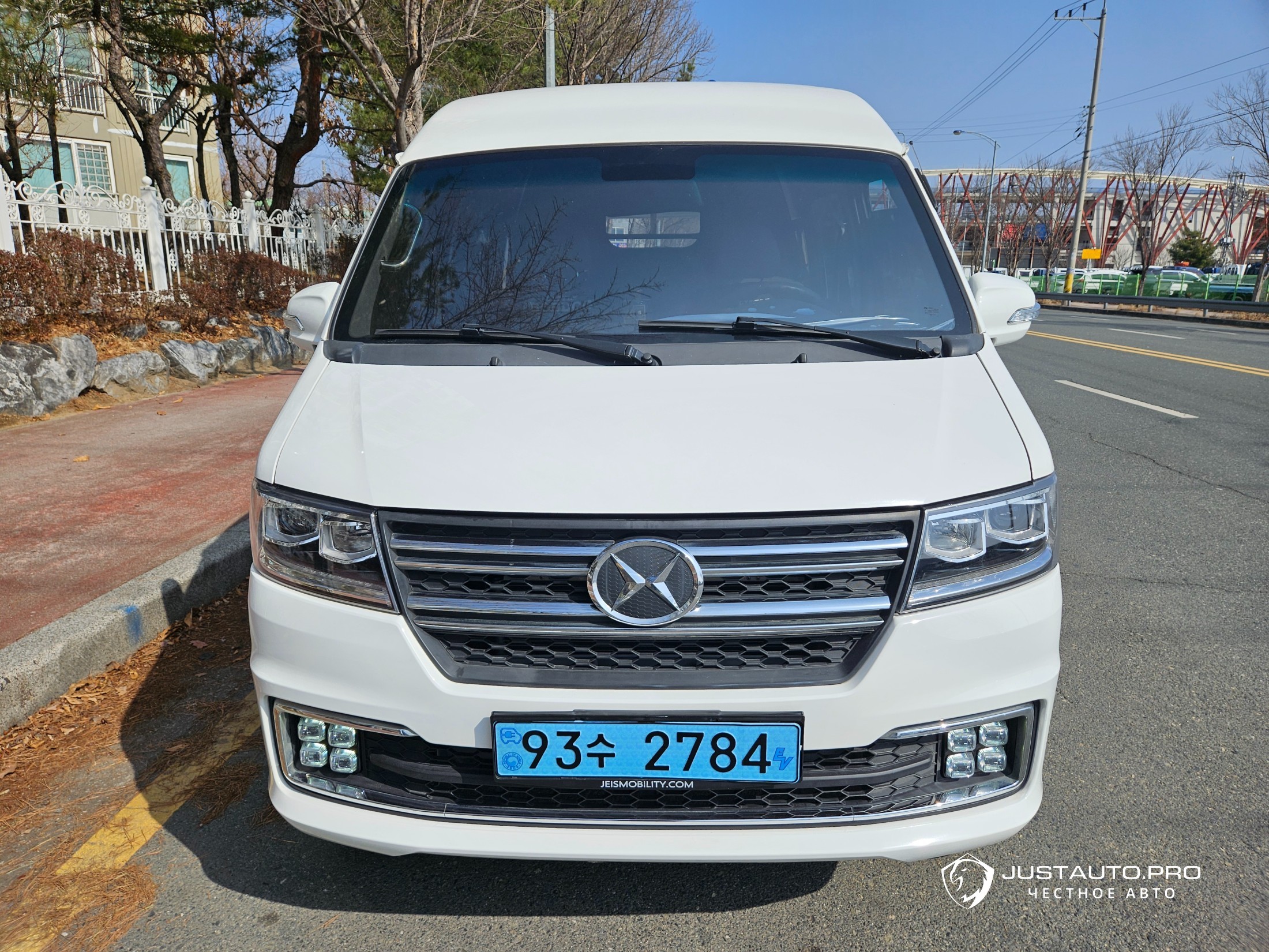 Автомобиль Xin yuan ET Van