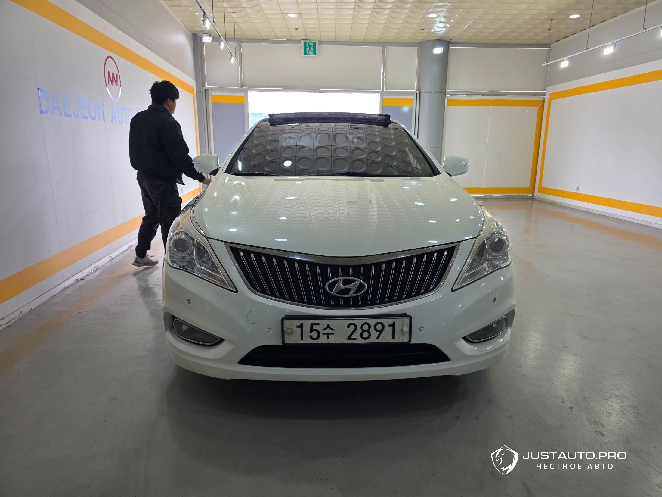 Автомобиль Hyundai Grandeur