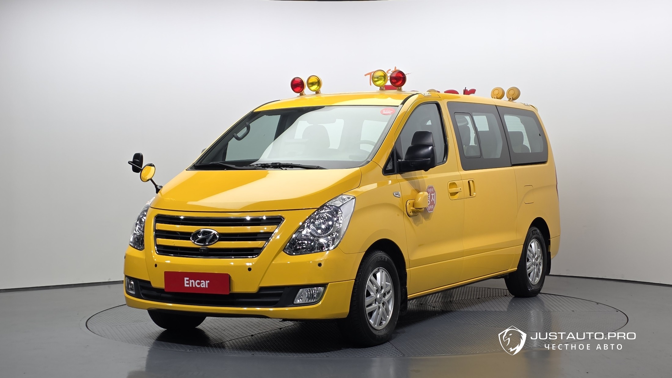 Автомобиль Hyundai Starex