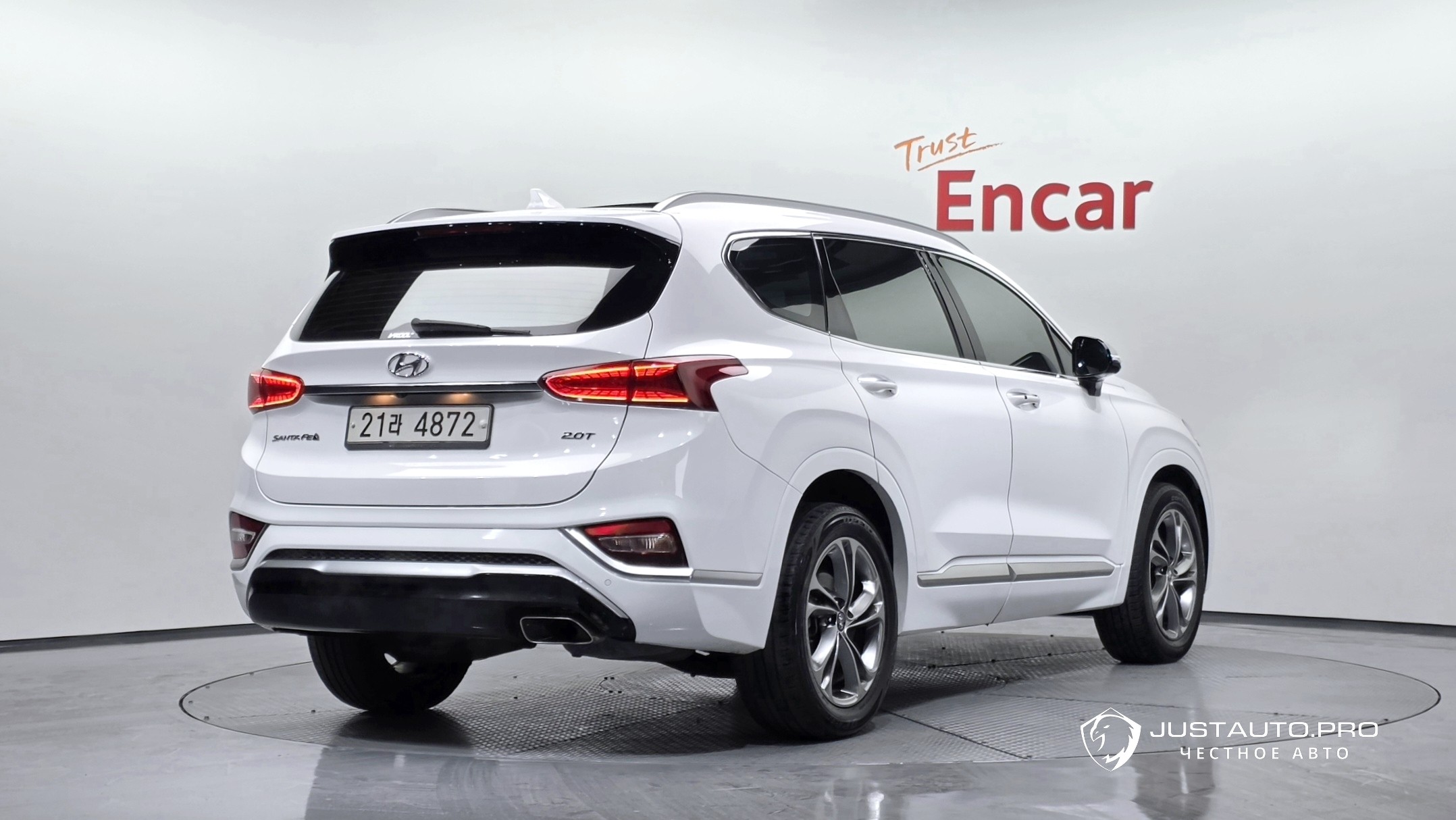 Автомобиль Hyundai Santafe