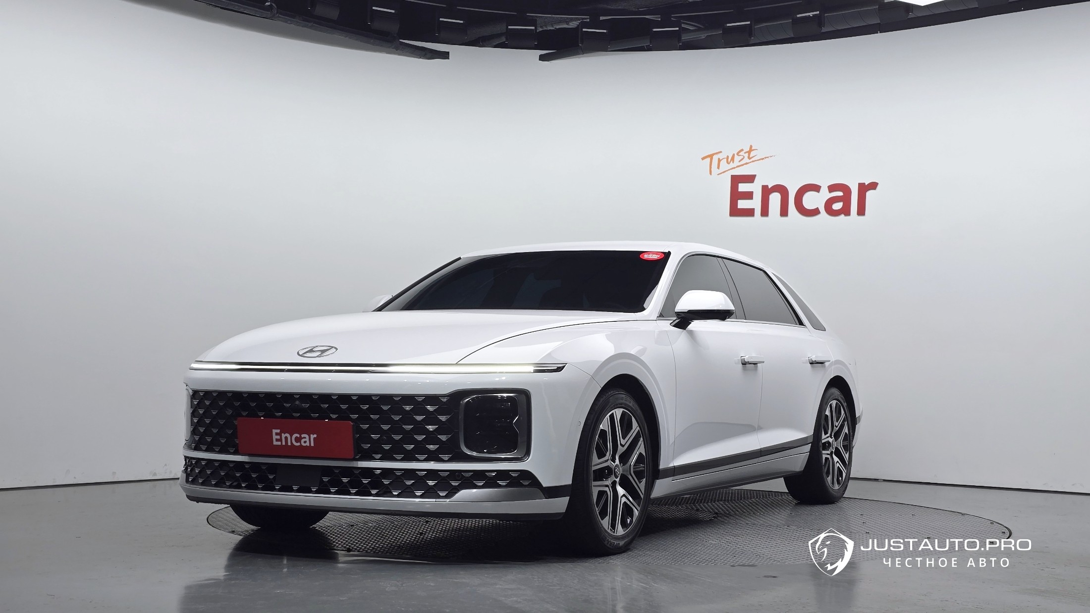 Автомобиль Hyundai Grandeur