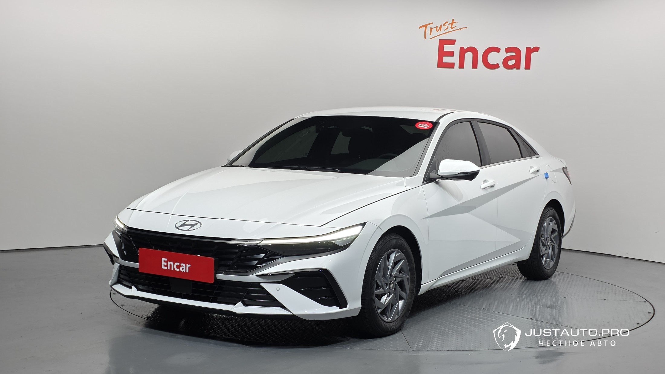 Автомобиль Hyundai AVANTE