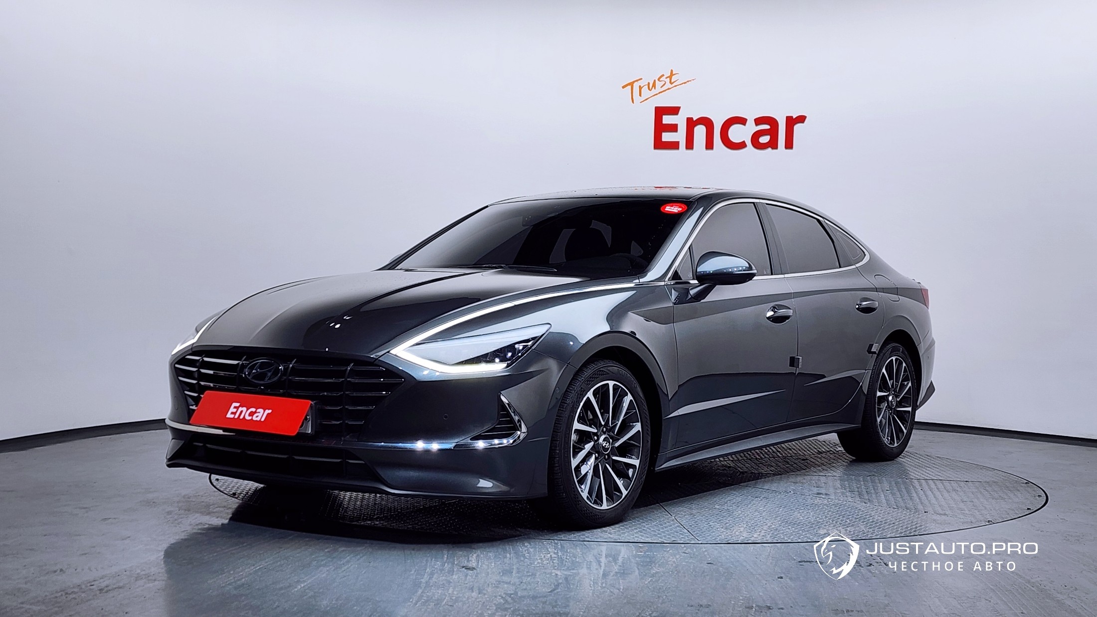 Автомобиль Hyundai Sonata