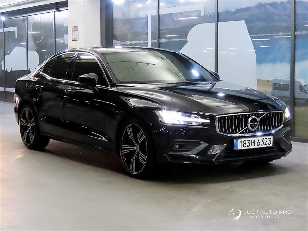 Автомобиль Volvo S60