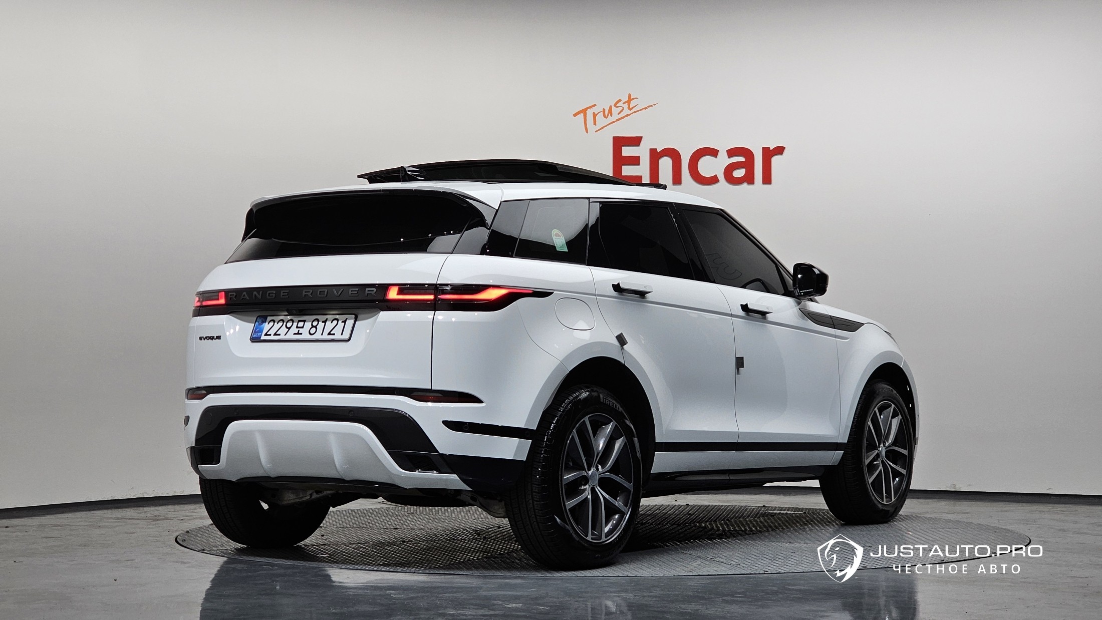 Автомобиль Land Rover Range Rover Evoque