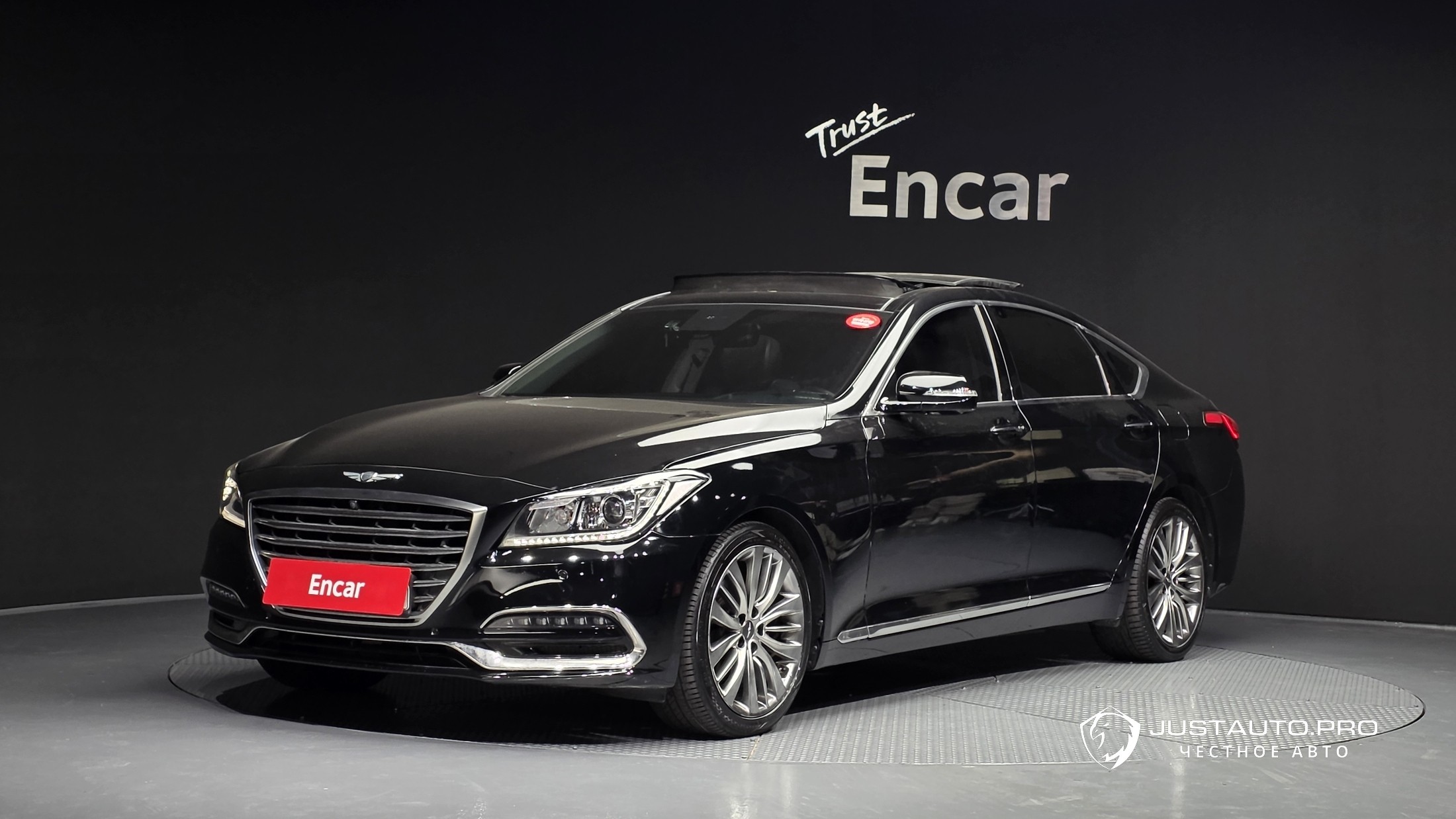 Автомобиль Genesis G80