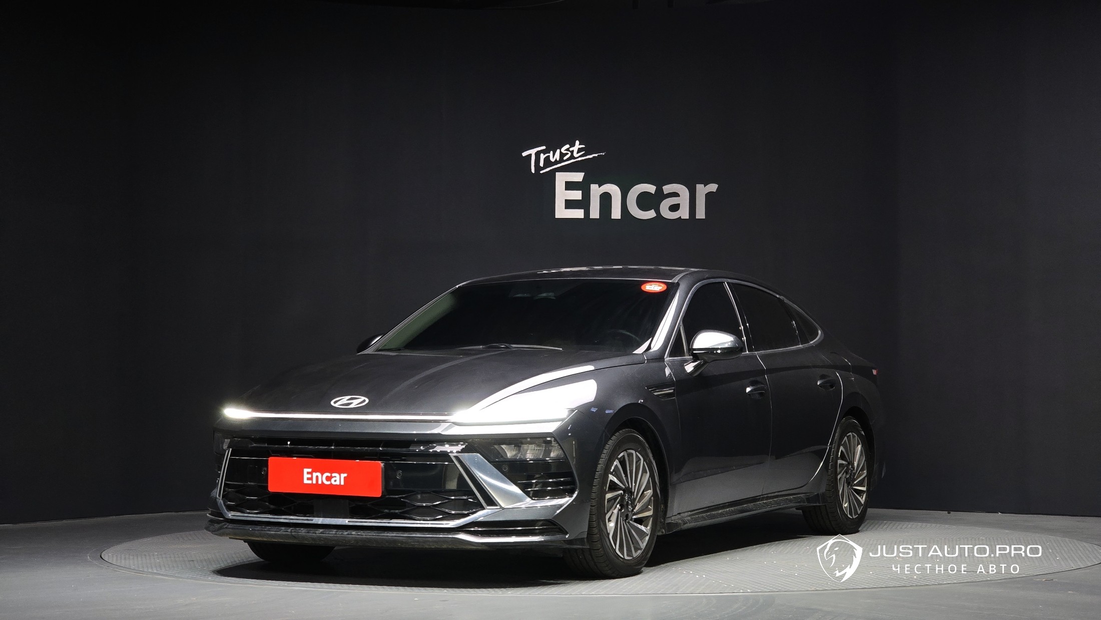 Автомобиль Hyundai Sonata