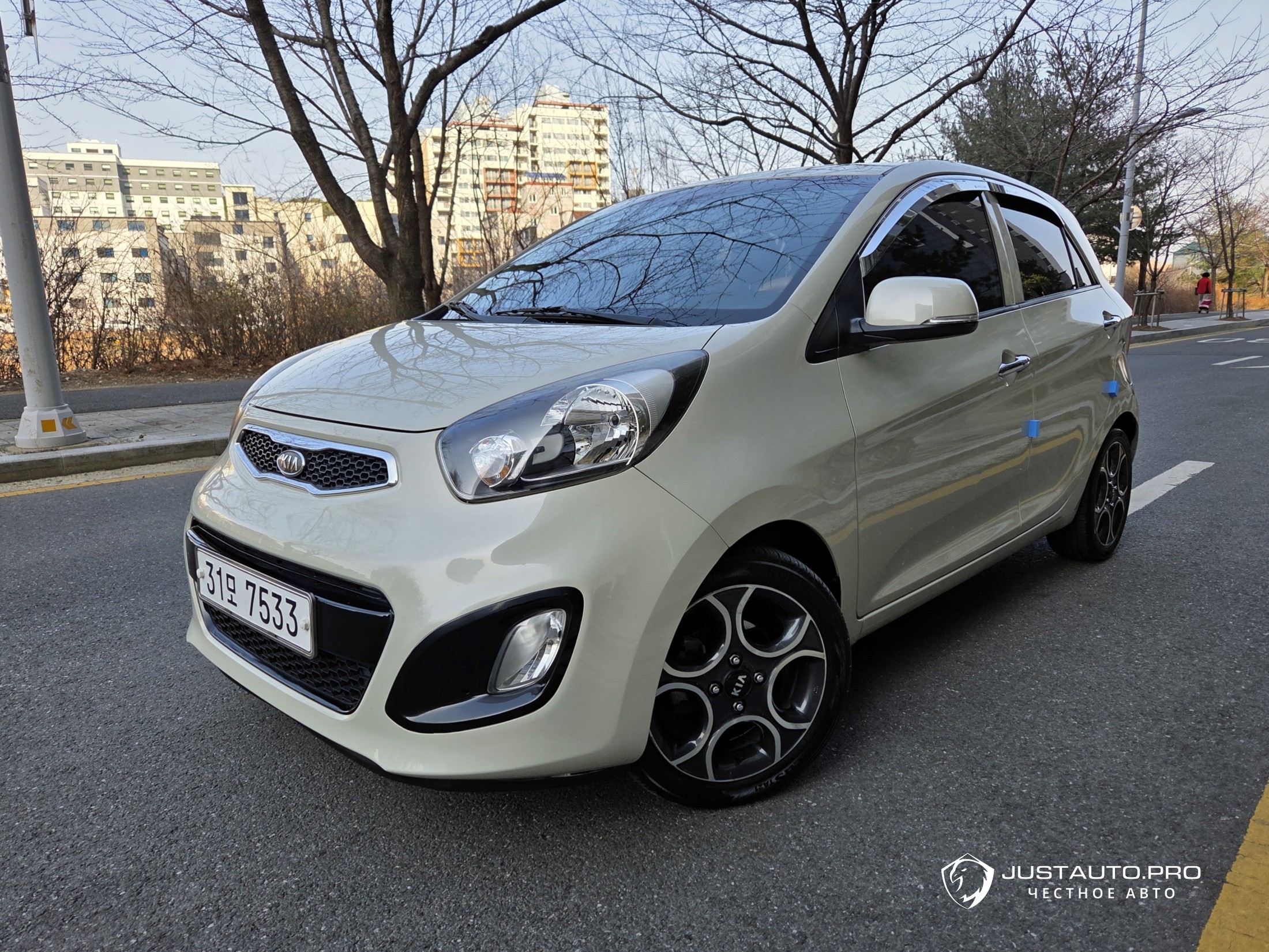 Автомобиль Kia morning