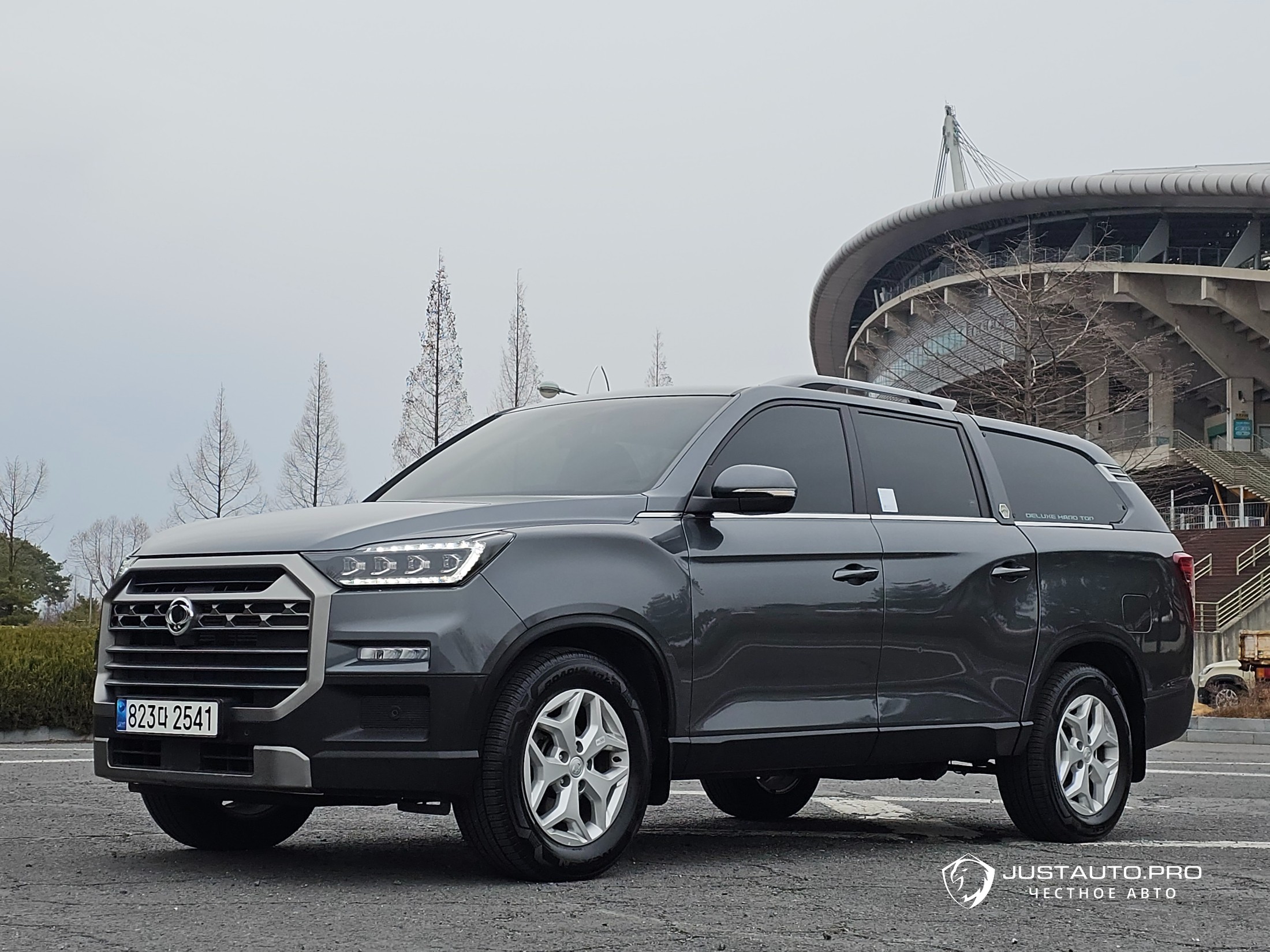 Автомобиль KG_Mobility_Ssangyong Rexton