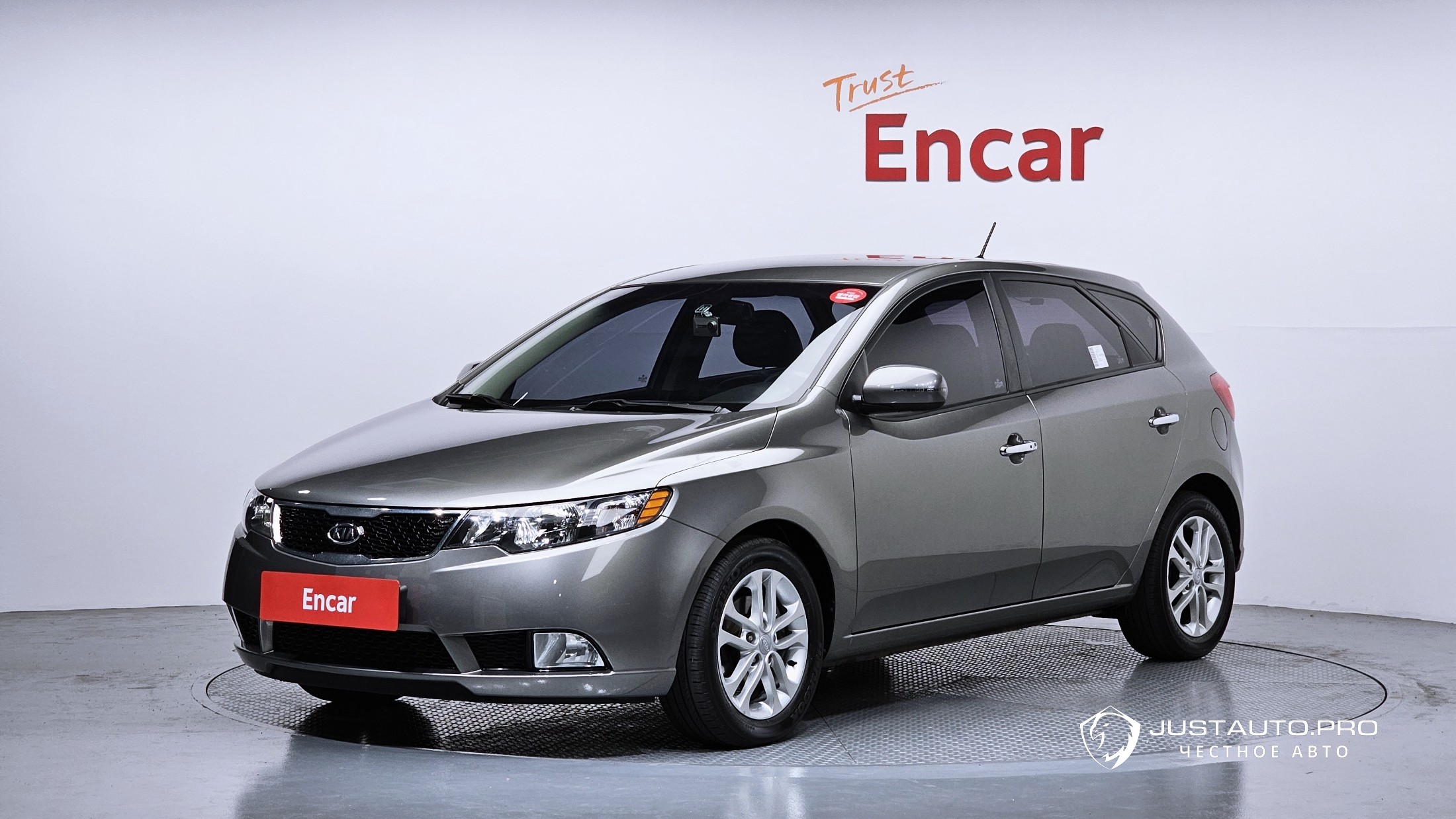 Автомобиль Kia Porte