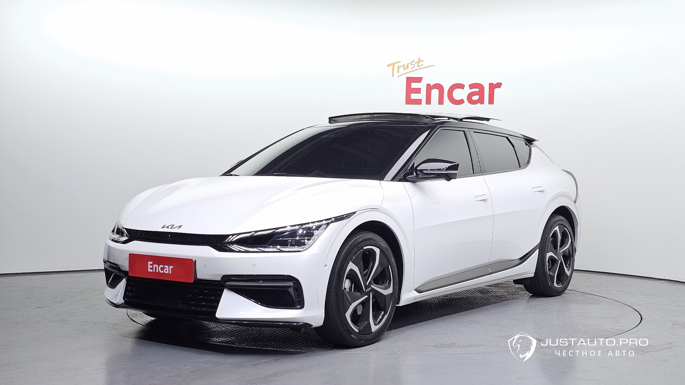Автомобиль Kia EV6