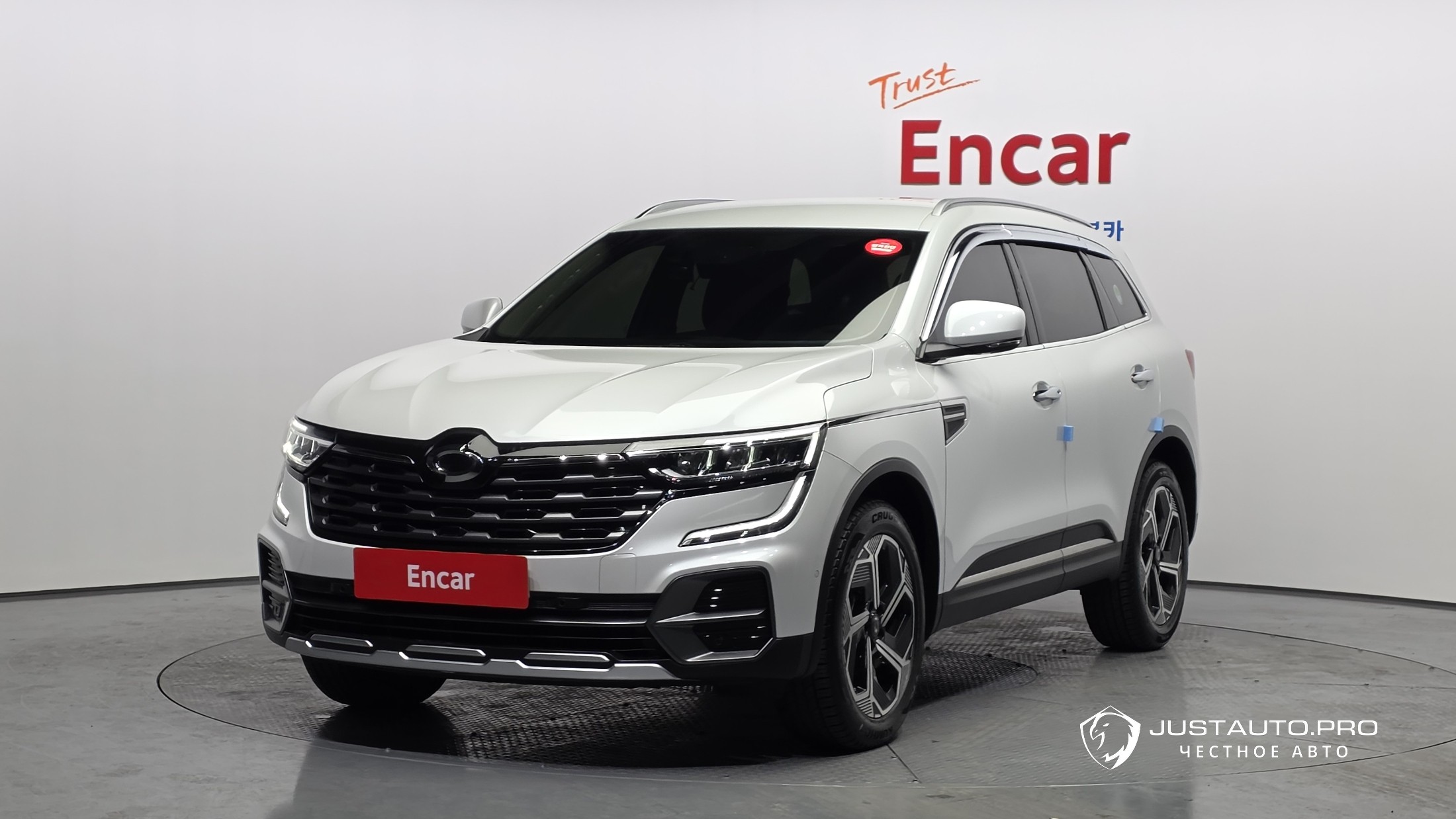 Автомобиль Renault-KoreaSamsung QM6